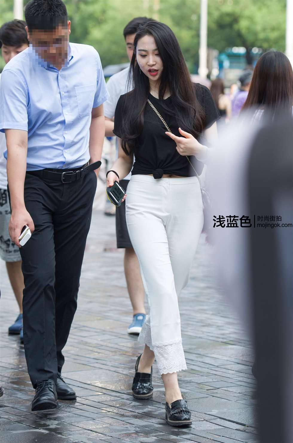 图片[2]-白裤美女（12p）-街拍流行馆
