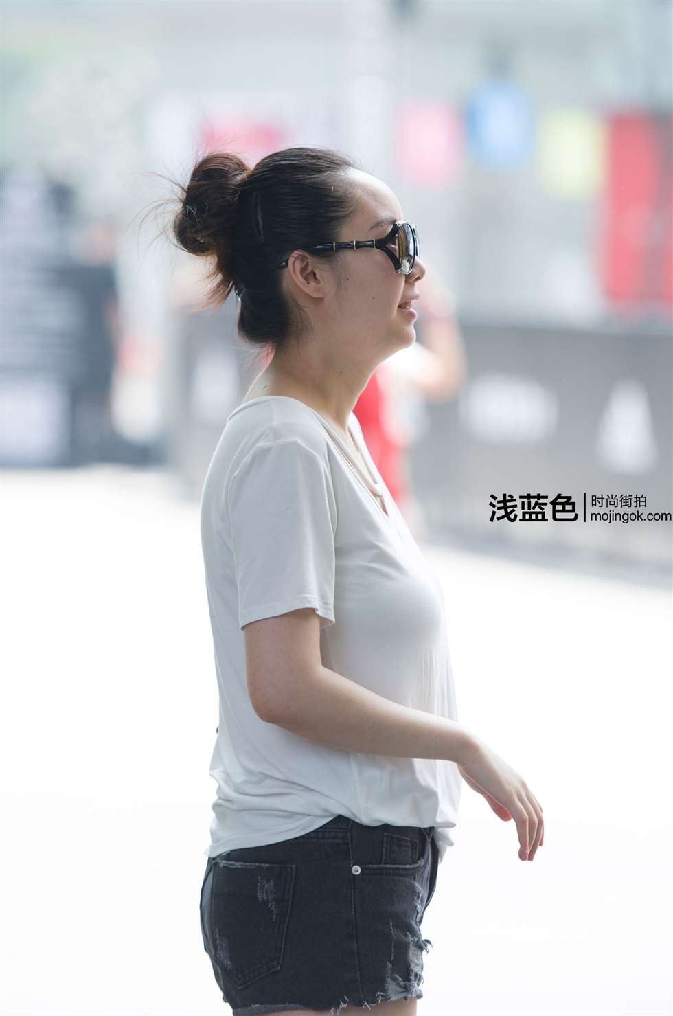图片[1]-真空乳少妇（17p）-街拍流行馆
