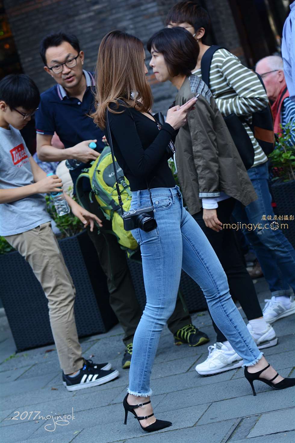 图片[3]-咔喳赛17 整理内衣的动作很隐蔽（17p）-街拍流行馆