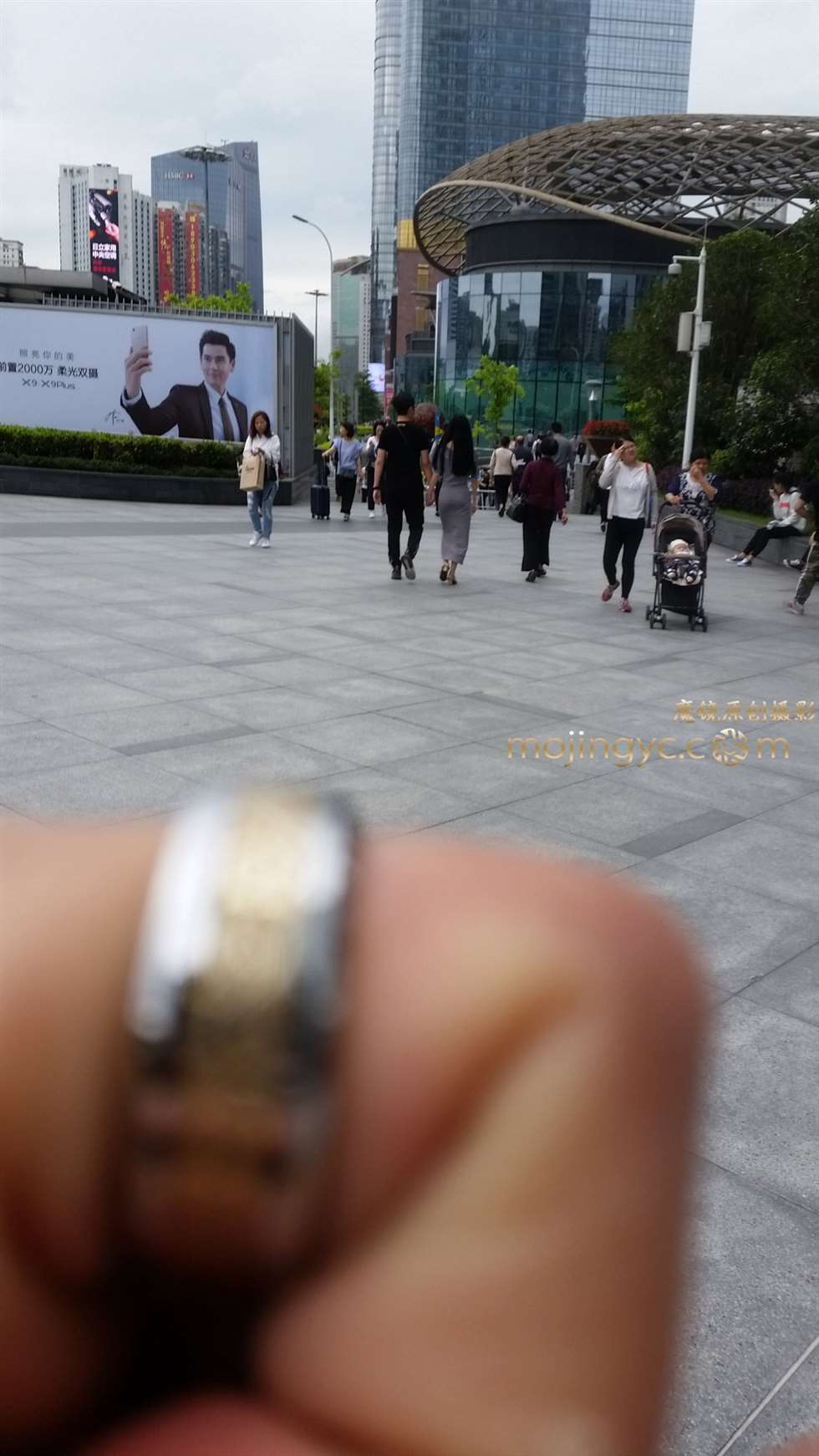 图片[3]-再次偶遇漂亮的女朋友-街拍流行馆