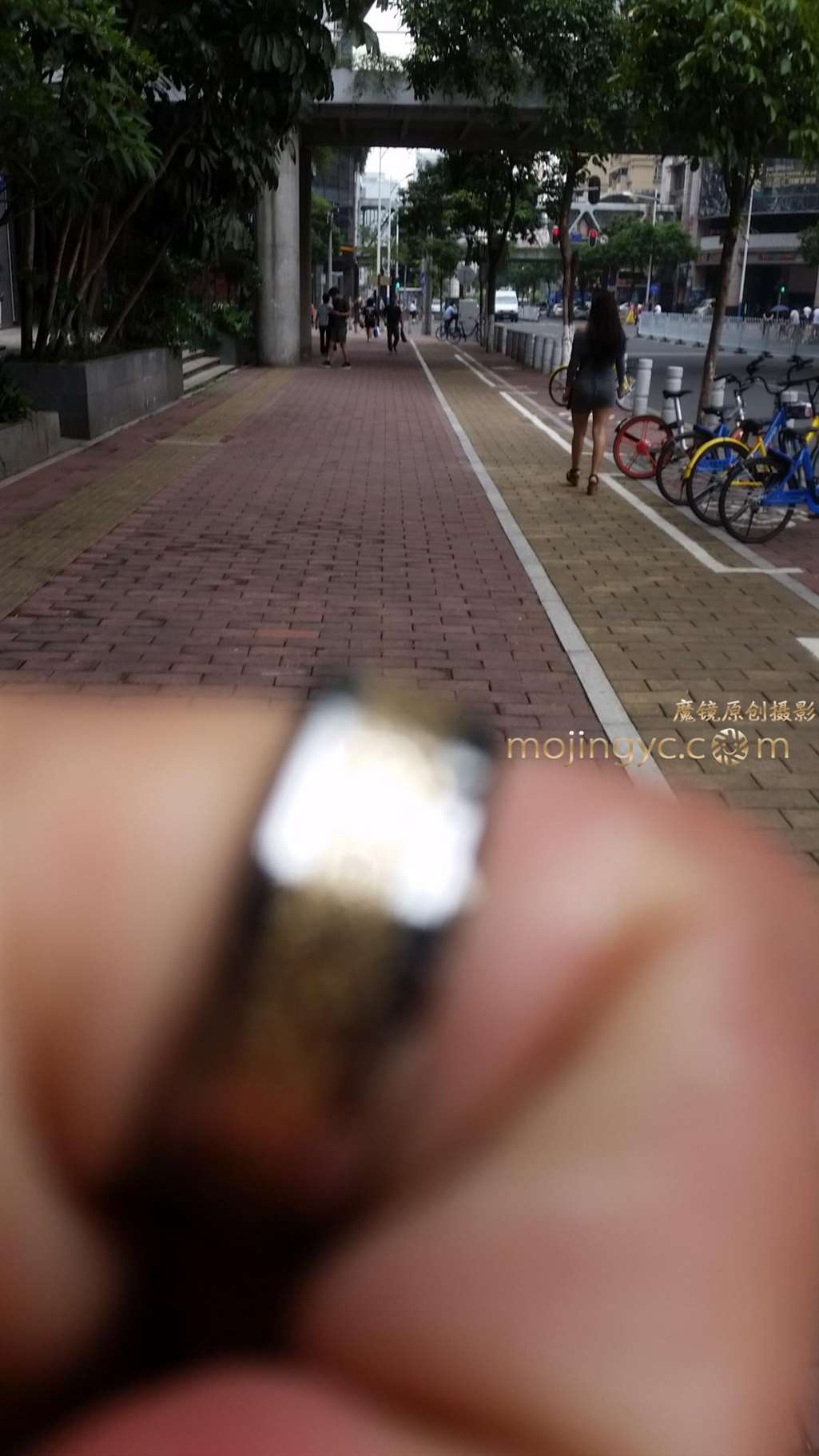 图片[2]-肥臀-街拍流行馆