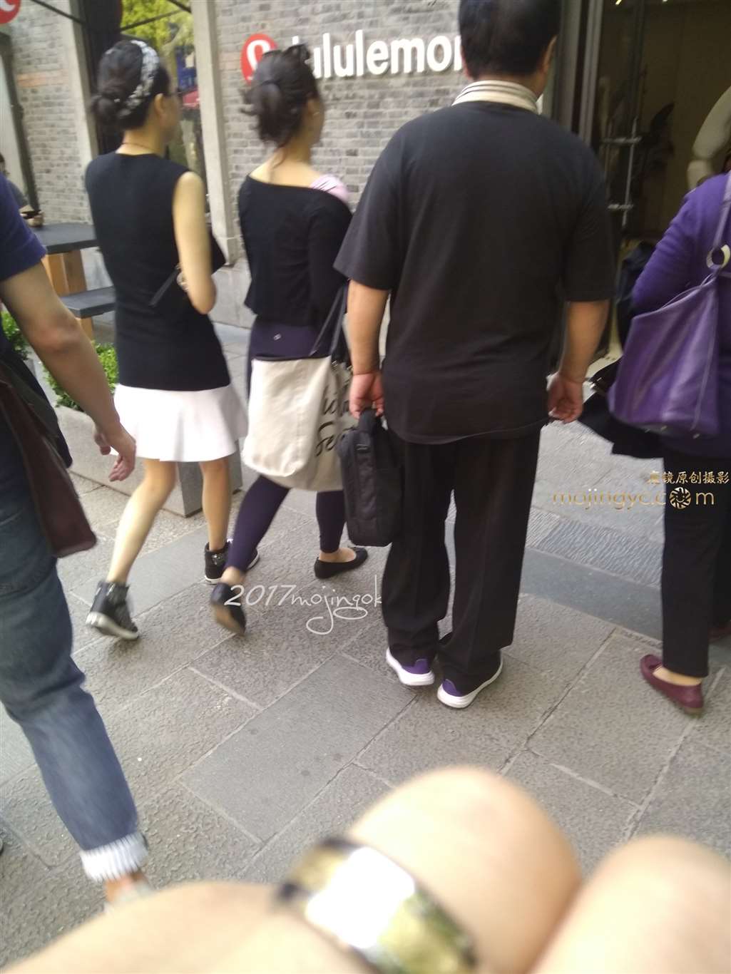 图片[2]-咔喳赛57 伟大胸怀 紧身裤 （15p）-街拍流行馆