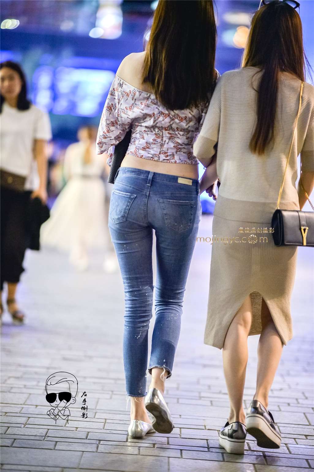 图片[1]-魔鬼身材{2017-5-13-10p}-街拍流行馆