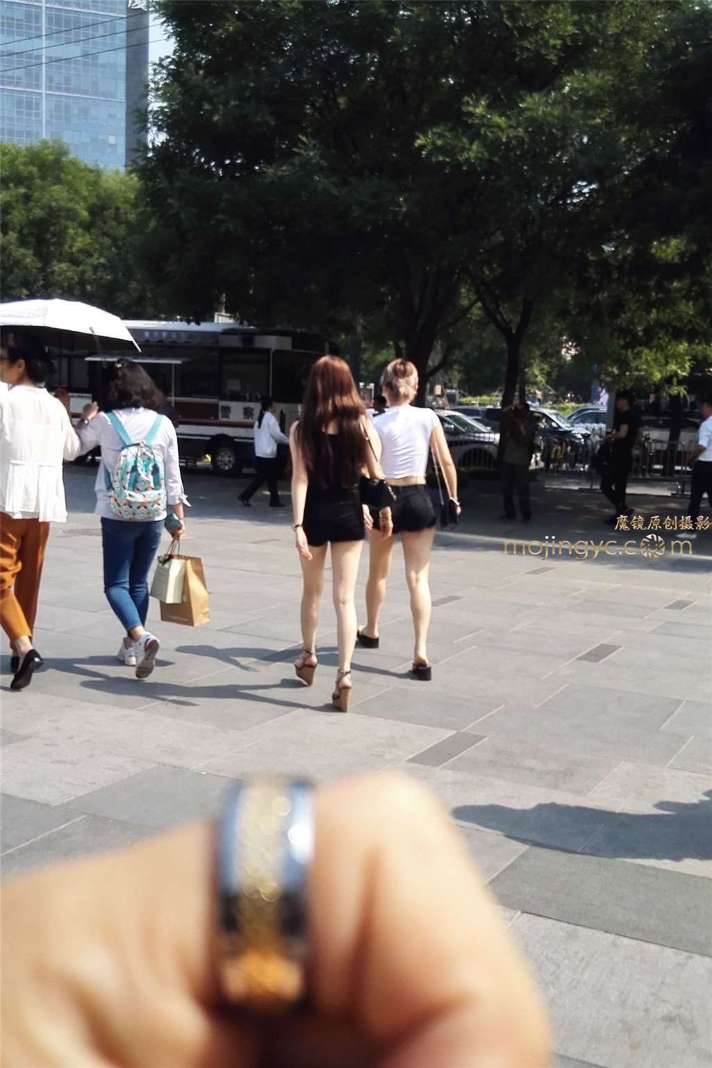 图片[2]-热裤美腿（10p）-街拍流行馆