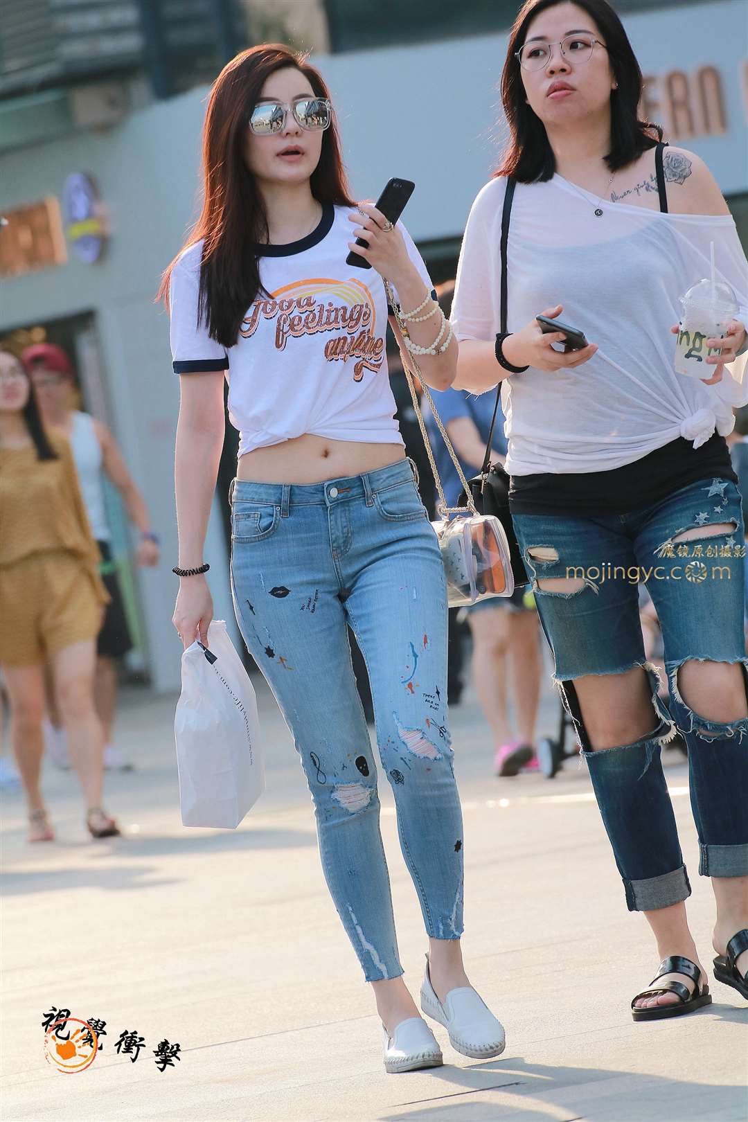 图片[3]-肚脐 浅蓝色紧牛美女-街拍流行馆