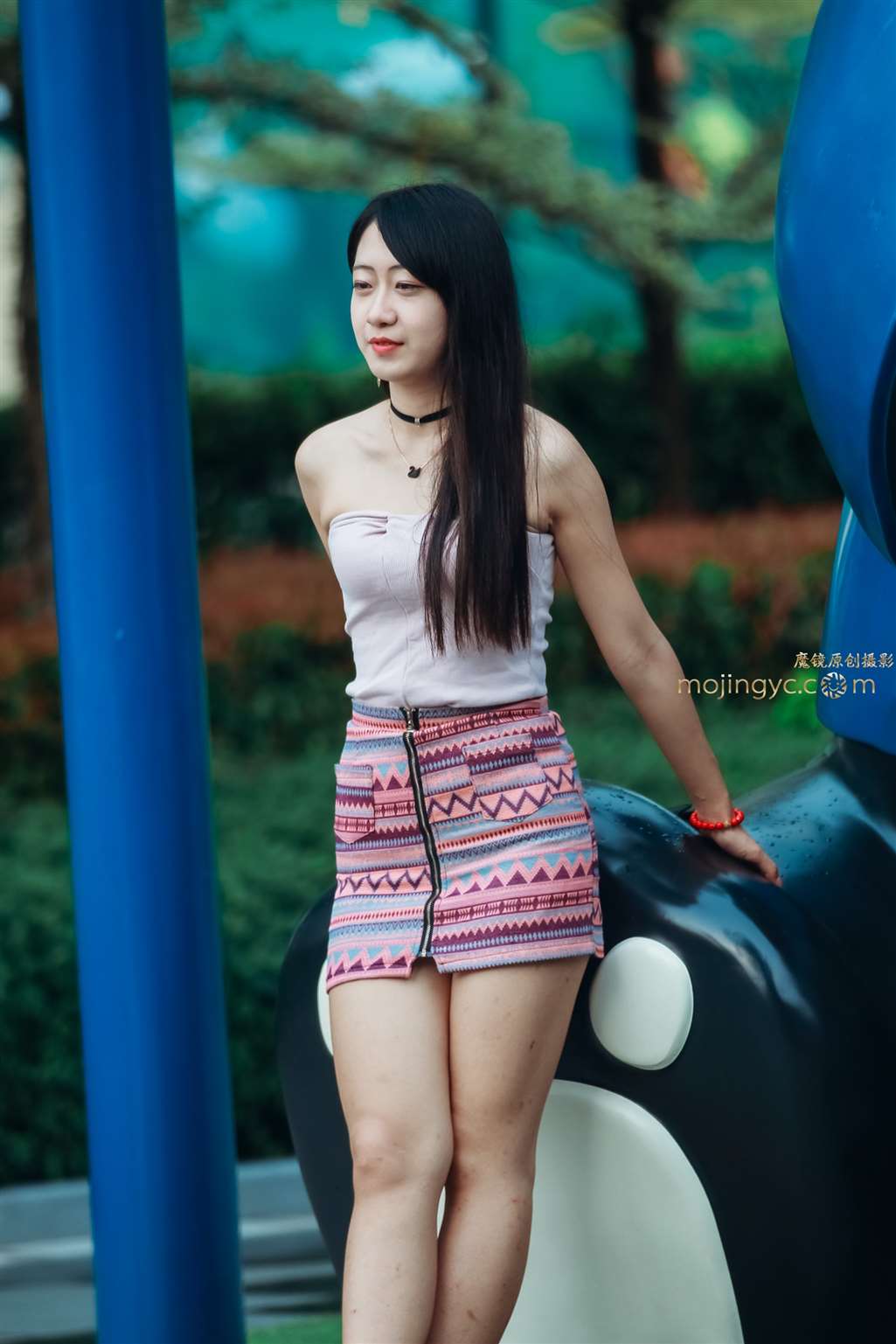 图片[5]-爱笑的女生 看着这腿心疼-街拍流行馆