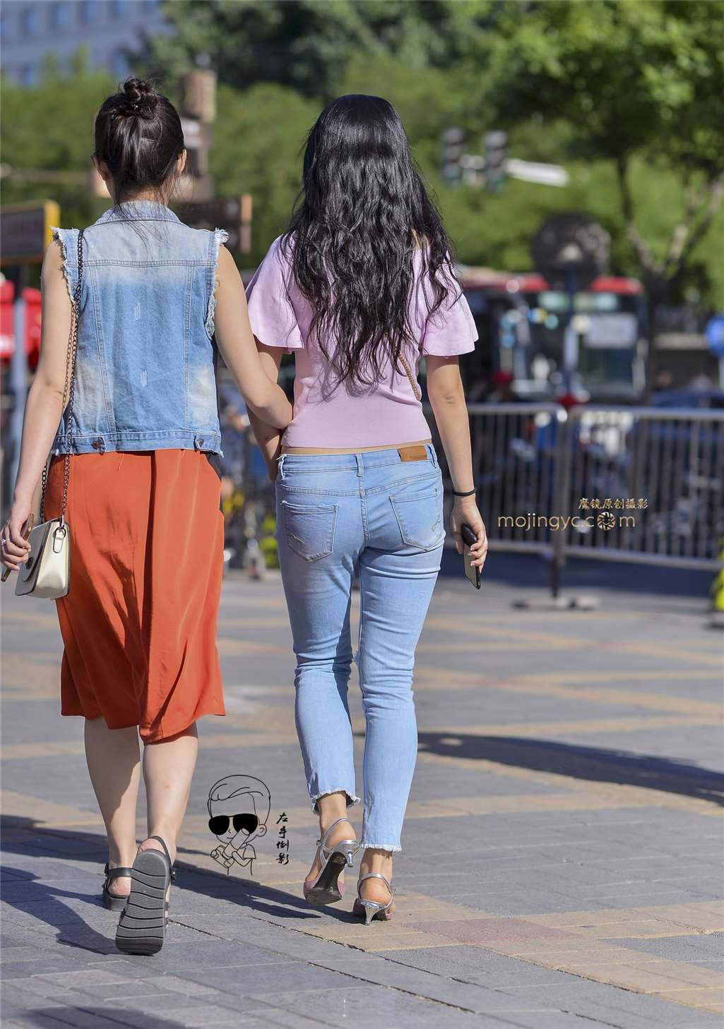 图片[2]-时尚性感的美女-街拍流行馆