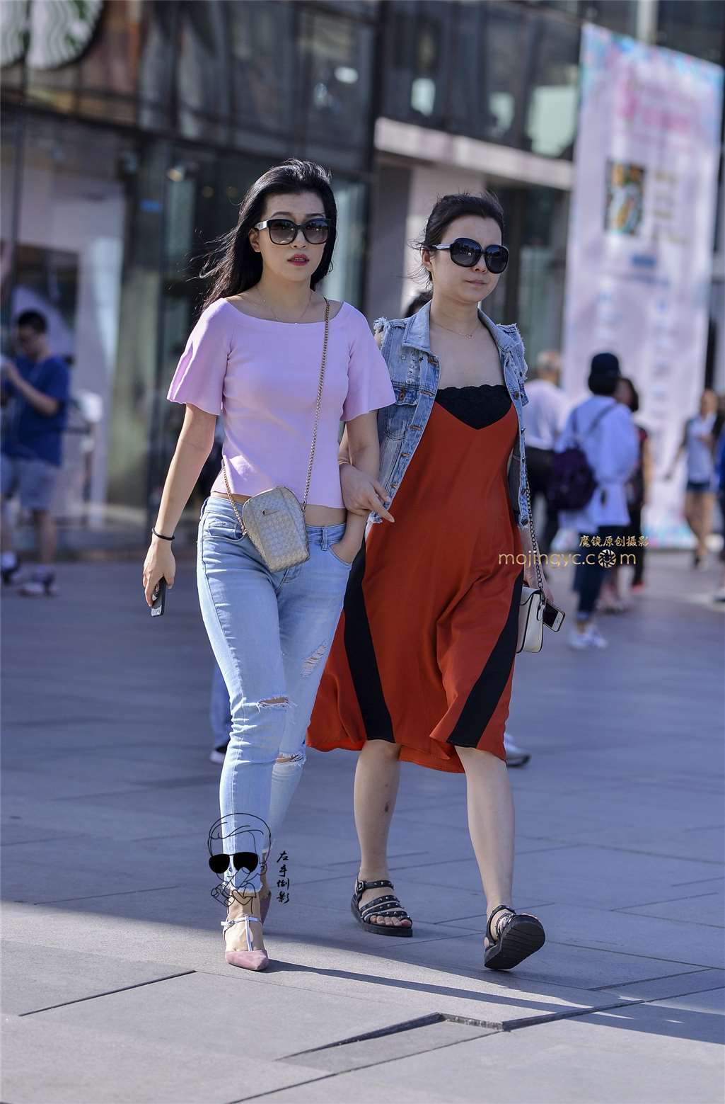 图片[1]-时尚性感的美女-街拍流行馆