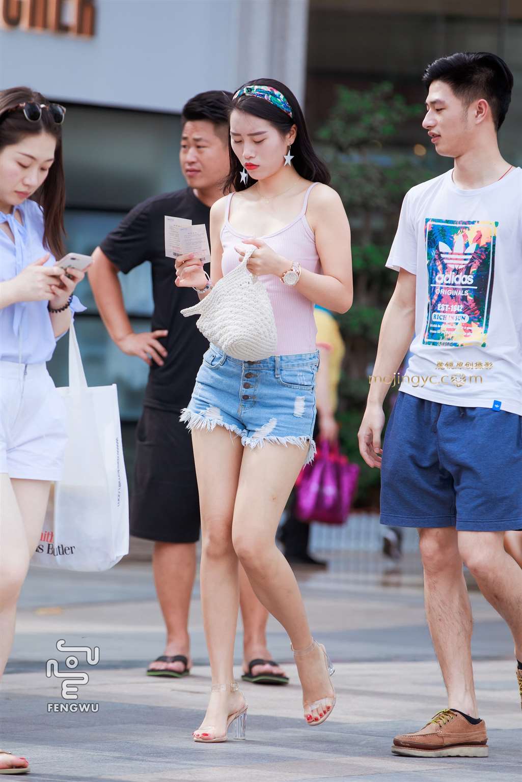 图片[4]-热裤，美腿，凉高，美女（15）-街拍流行馆