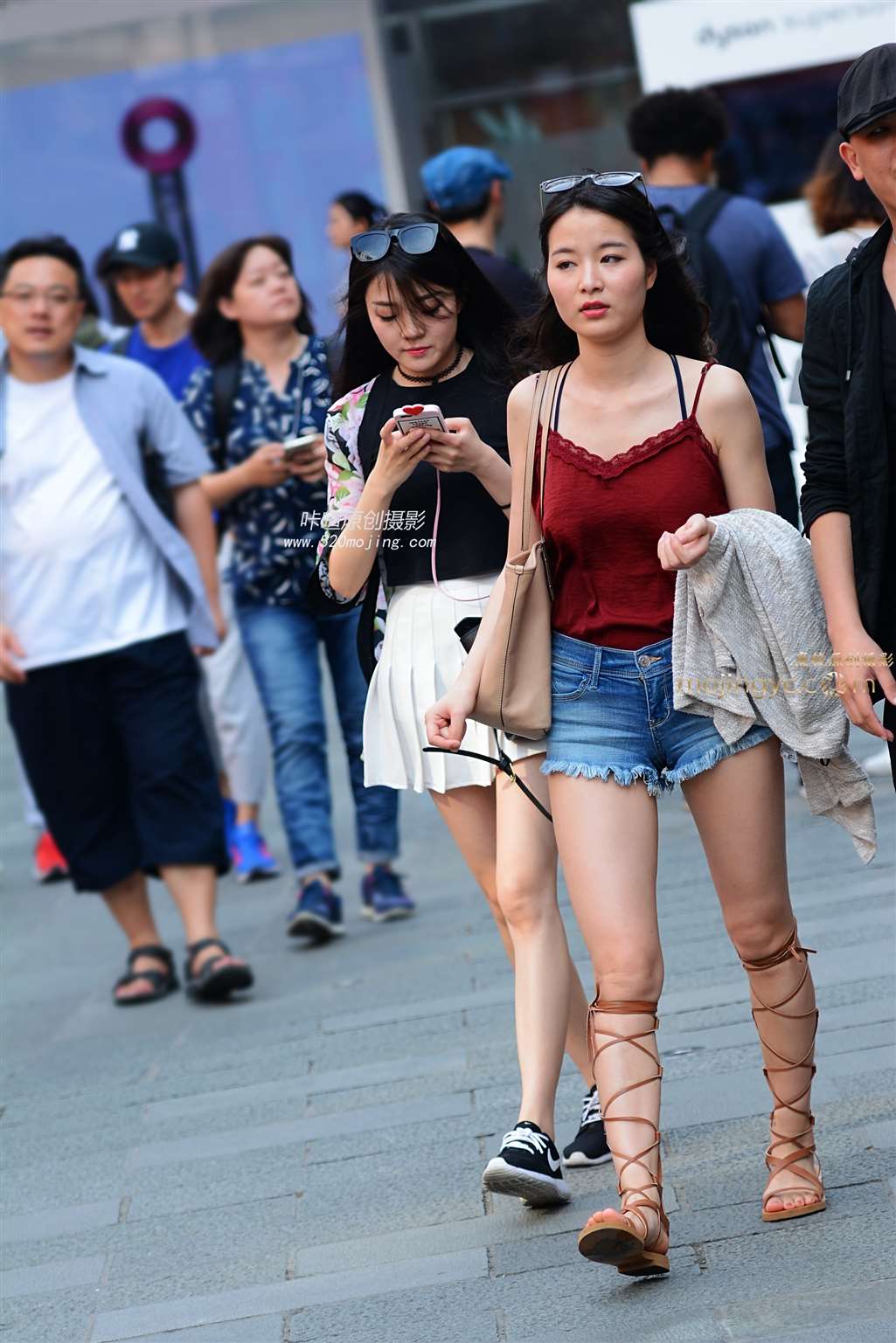 图片[3]-咔喳赛12 热裤应该再小一码-街拍流行馆