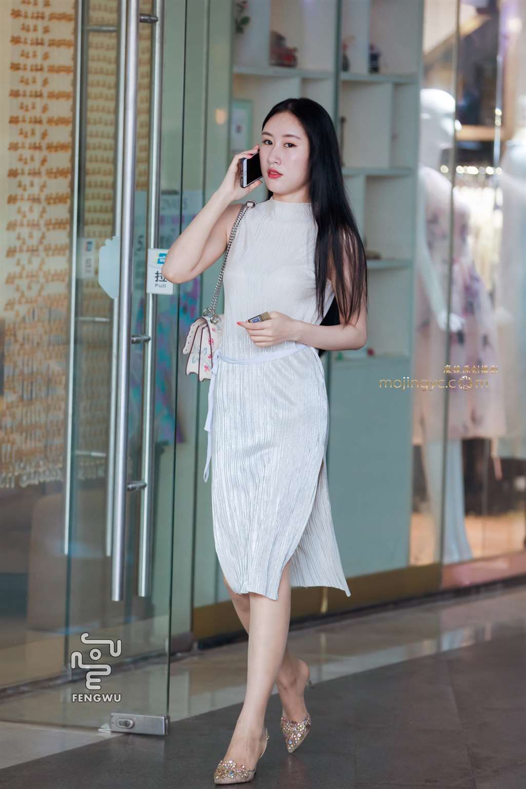 图片[3]-开叉连衣裙，肉丝，凉高，极品少妇-街拍流行馆