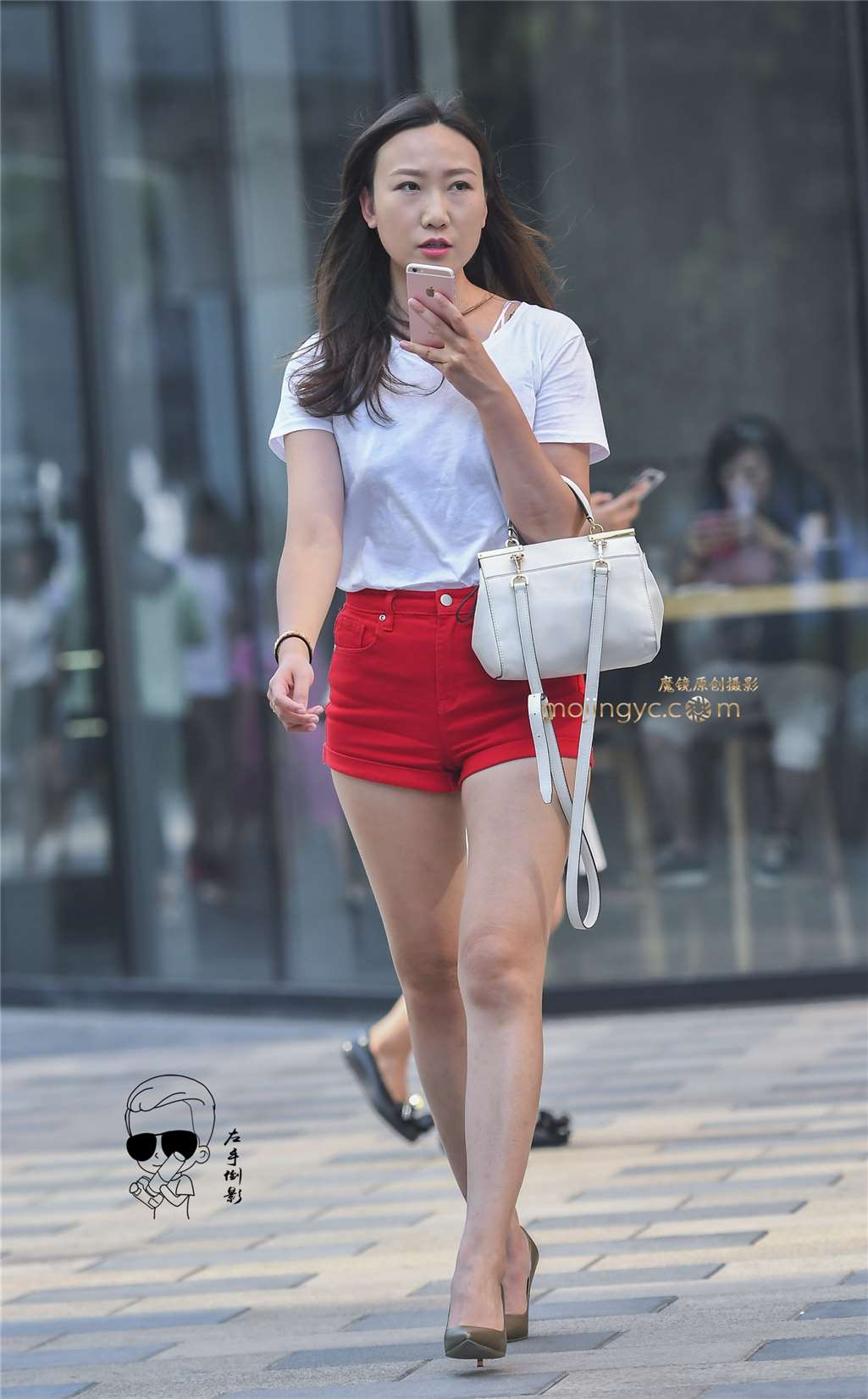 图片[3]-热裤美腿高跟鞋-街拍流行馆