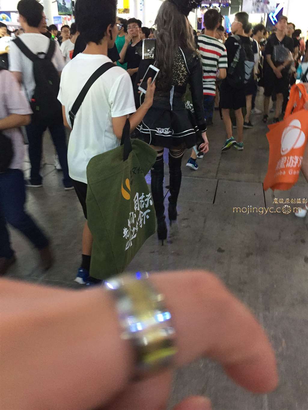 图片[2]-【验证街拍大赛NO.4】神摄手赛20 CJ之黑色魅惑-街拍流行馆