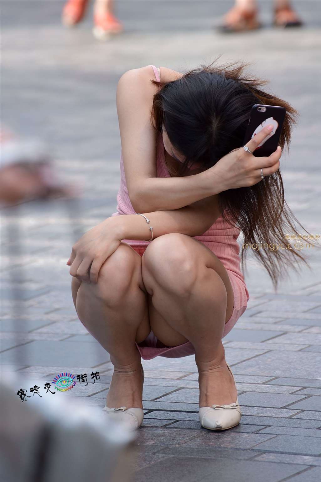 图片[5]-8.7 吊带裹臀裙-街拍流行馆