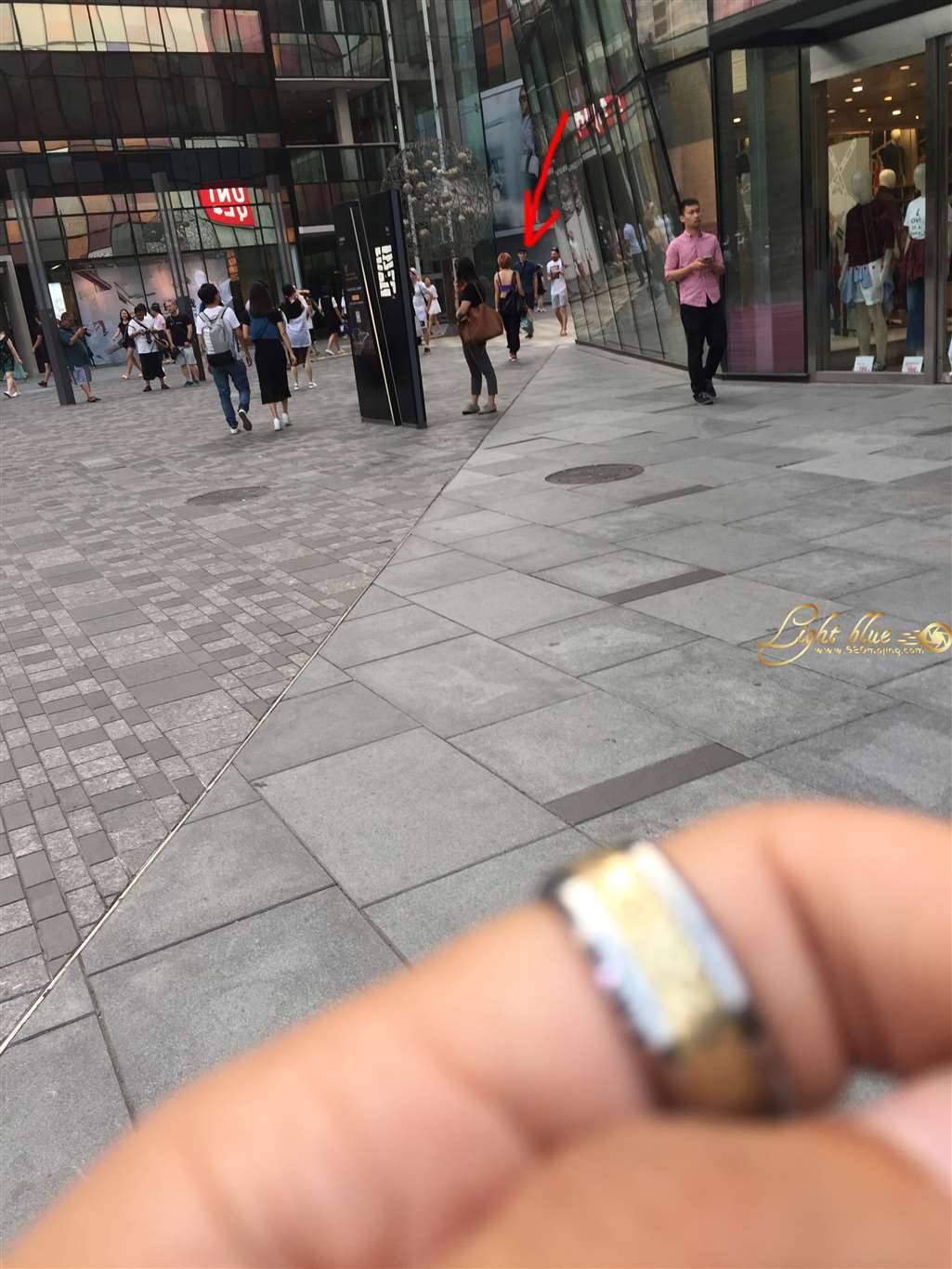 图片[2]-乍一看以为是泳衣！-街拍流行馆