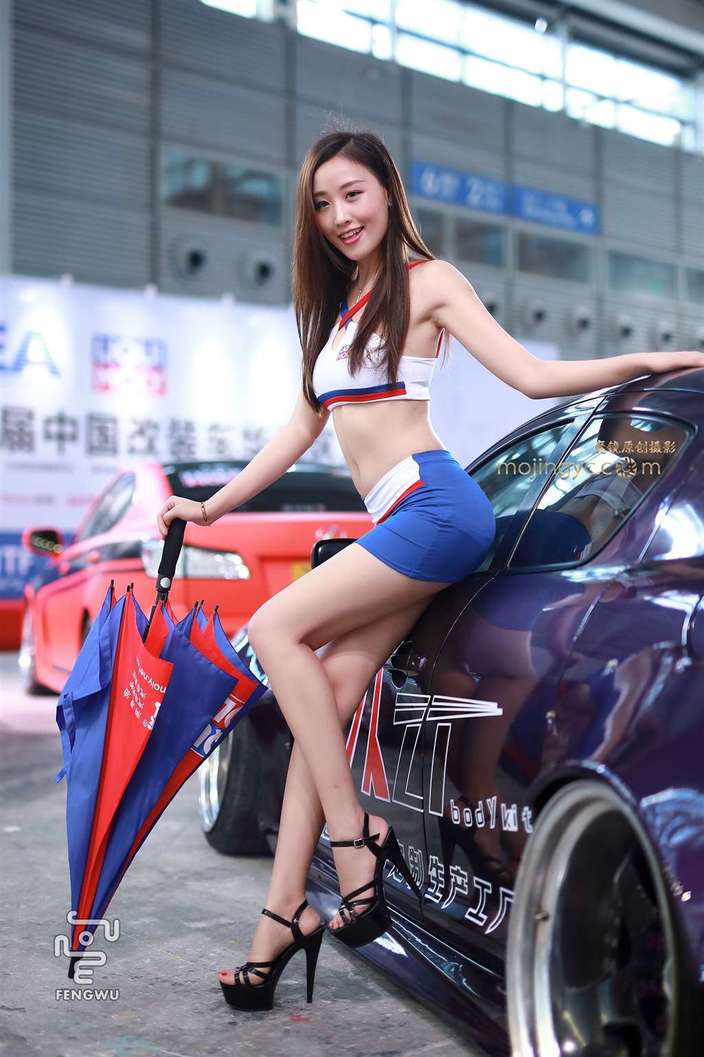 图片[3]-超短裙，长腿模特-街拍流行馆