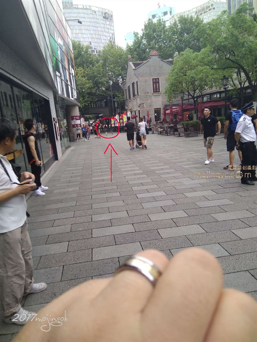 图片[2]-咔喳赛帖 —-健身母女，女儿阳光-街拍流行馆