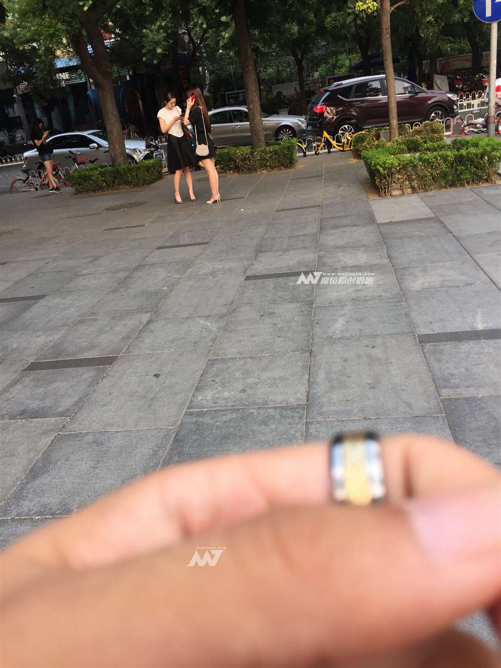 图片[3]-漂亮姐妹花-街拍流行馆