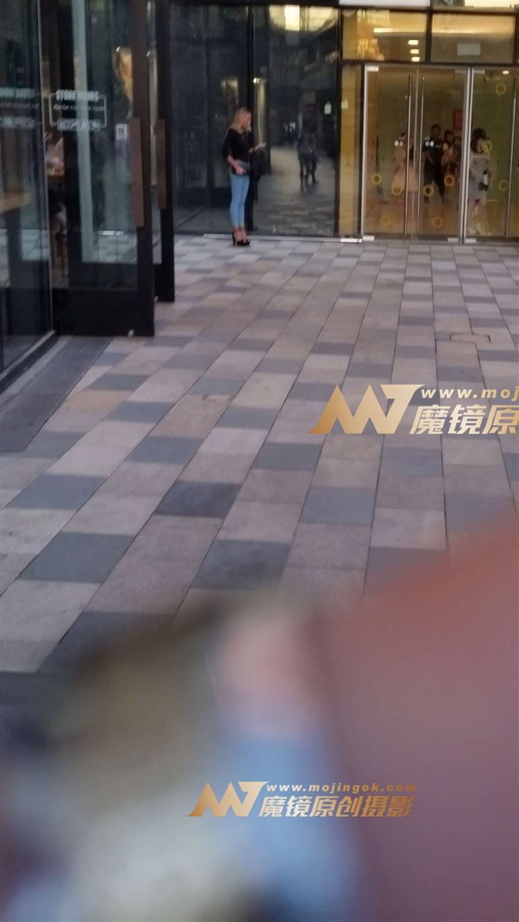 图片[3]-极品长腿模特儿-街拍流行馆