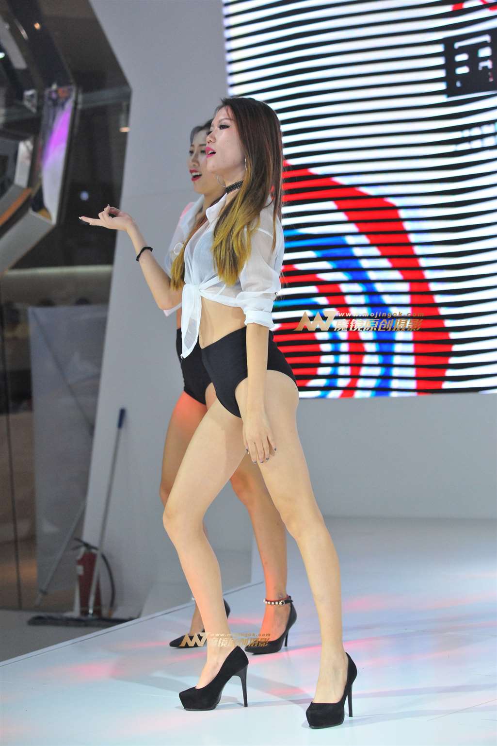 图片[3]-第六届第七帖：长发美腿高叉高跟dancer-街拍流行馆