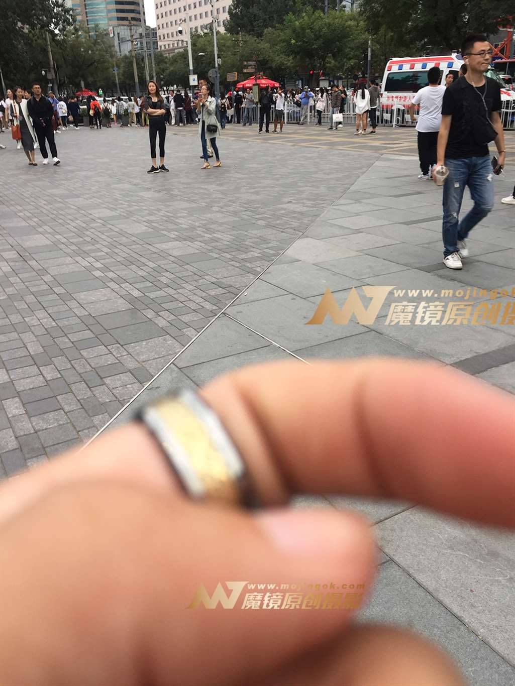 图片[3]-紧身健身裤美女-街拍流行馆