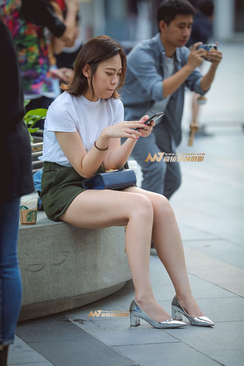 图片[1]-白嫩美足-街拍流行馆