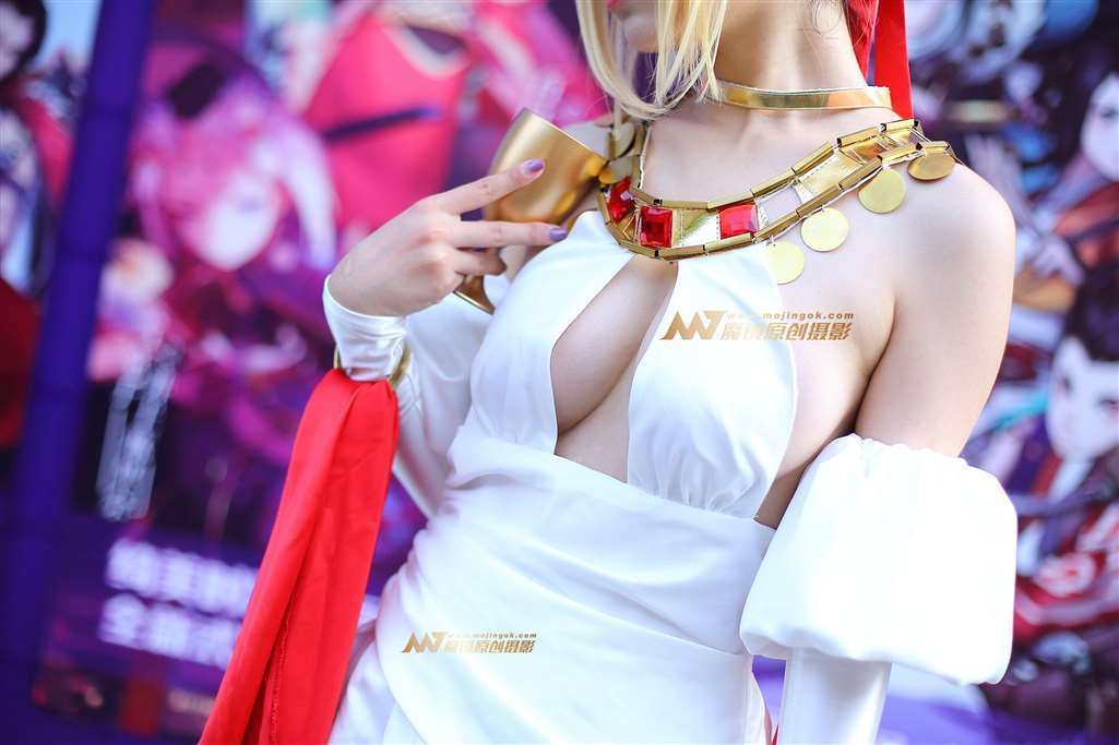 图片[2]-粉嫩cosplay-街拍流行馆