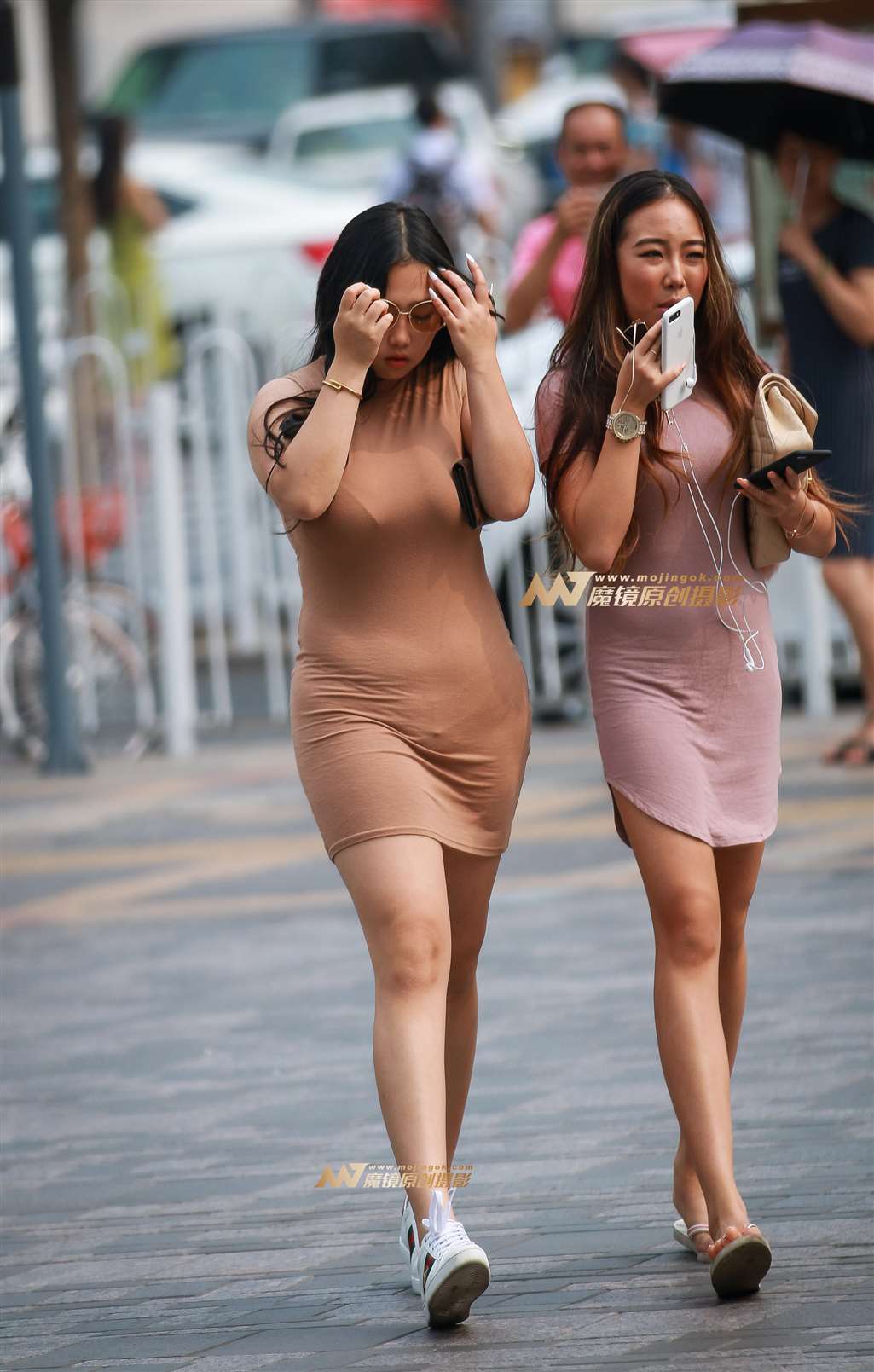 图片[4]-丰硕巨乳丁内-街拍流行馆