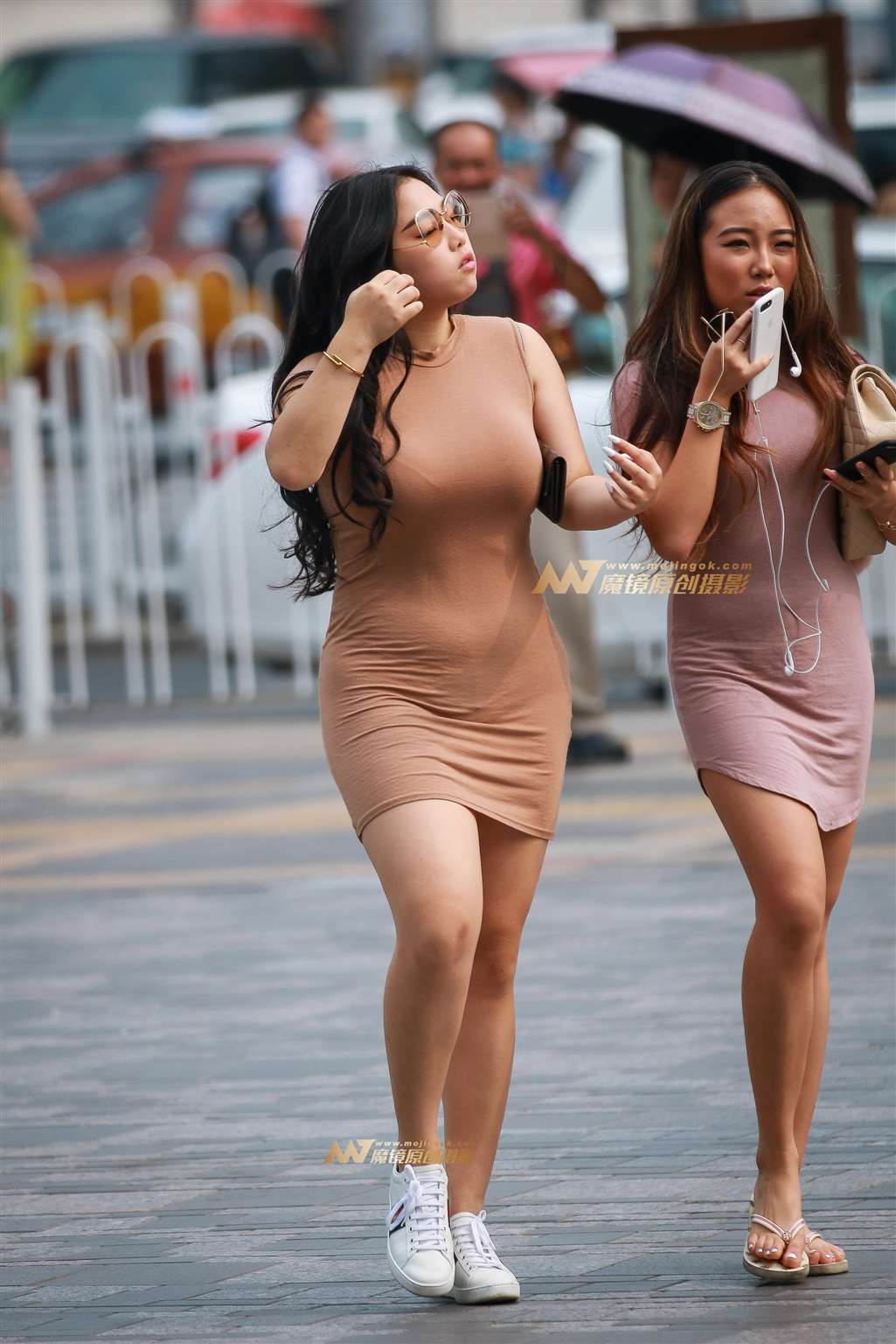 图片[5]-丰硕巨乳丁内-街拍流行馆