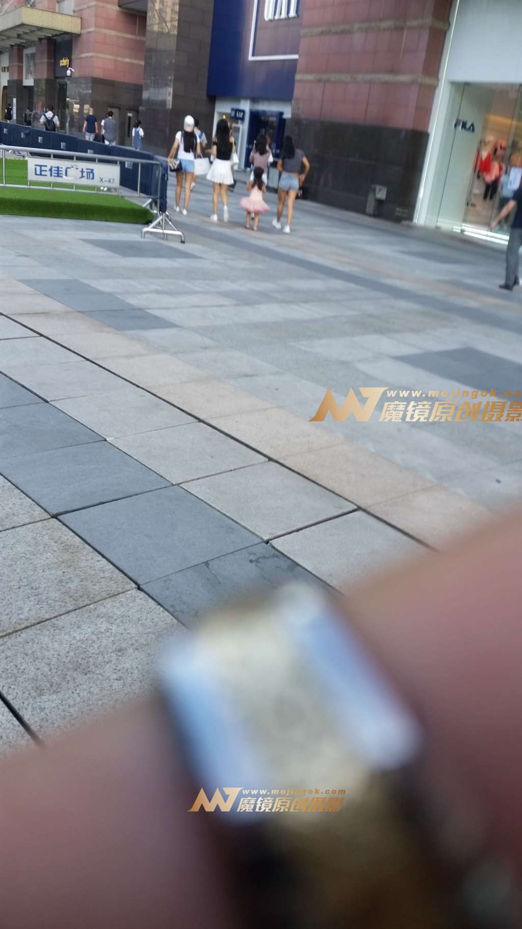 图片[3]-身材很赞的健身教练妈妈-街拍流行馆