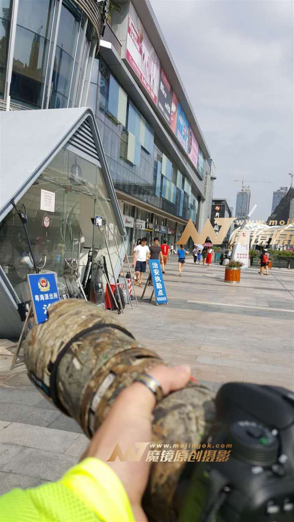 图片[3]-诱人的齐B热裤 辣妈-街拍流行馆