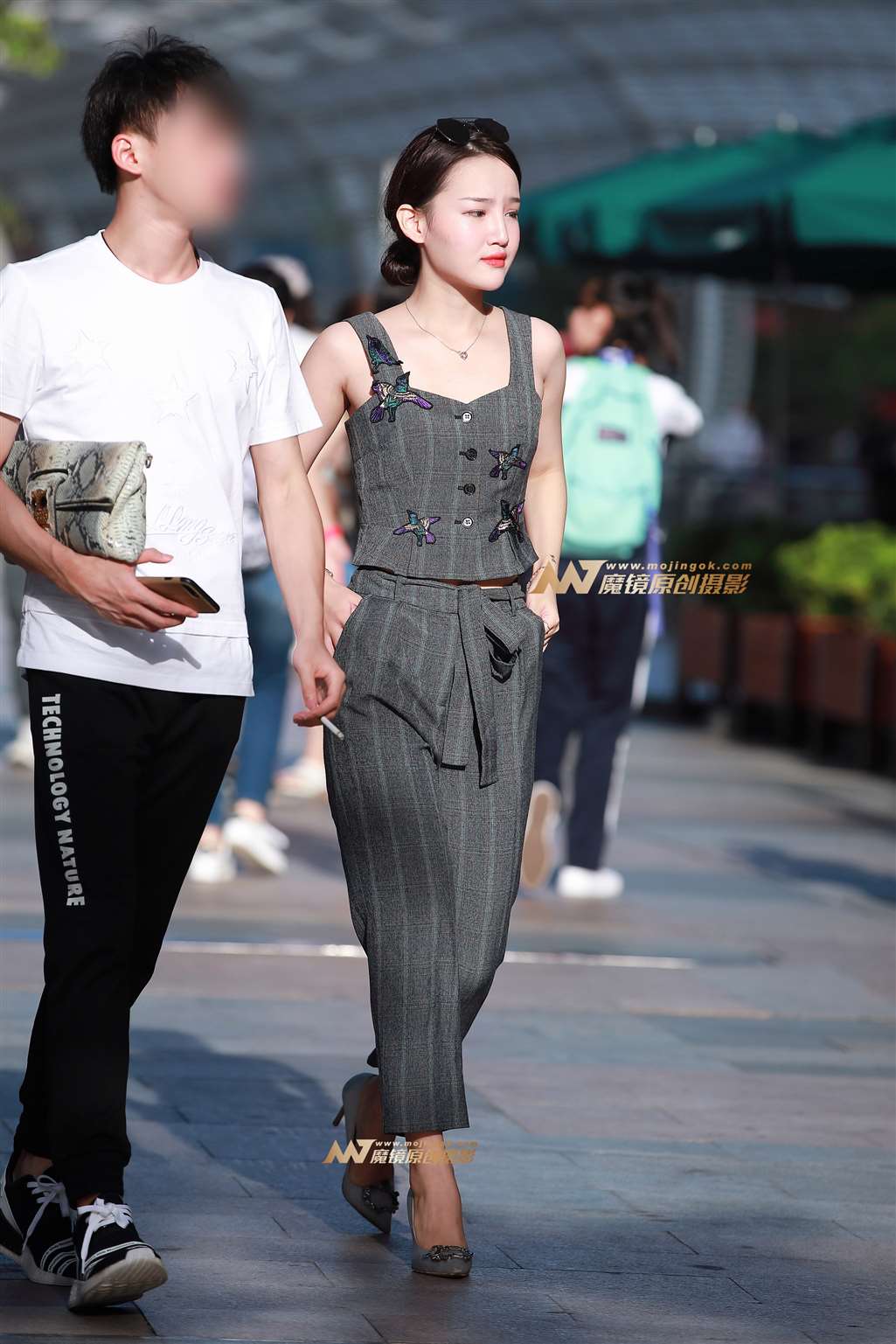 图片[5]-吊带，九分裤，精致美女-街拍流行馆