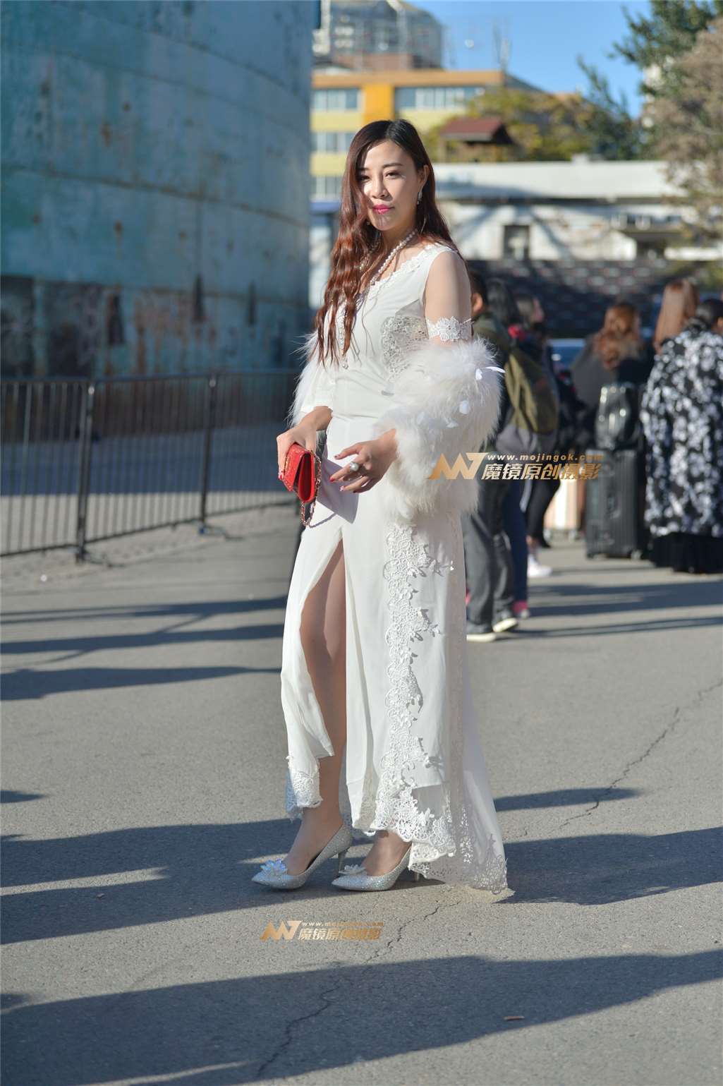 图片[2]-洁白性感美女-街拍流行馆