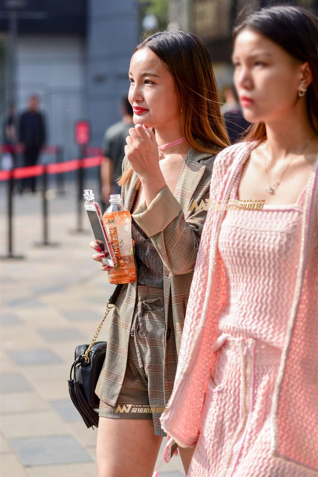 图片[5]-V领低胸 小西服-街拍流行馆