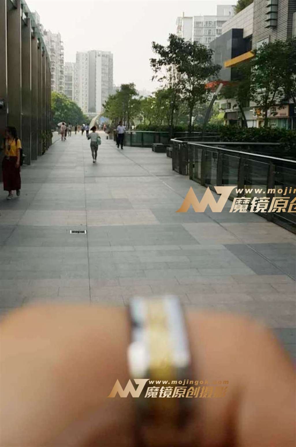 图片[3]-令人窒息 超薄裤-街拍流行馆