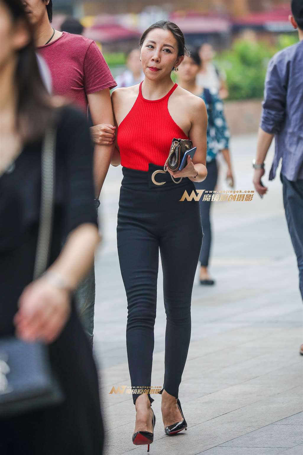 图片[5]-气质高跟熟女-街拍流行馆