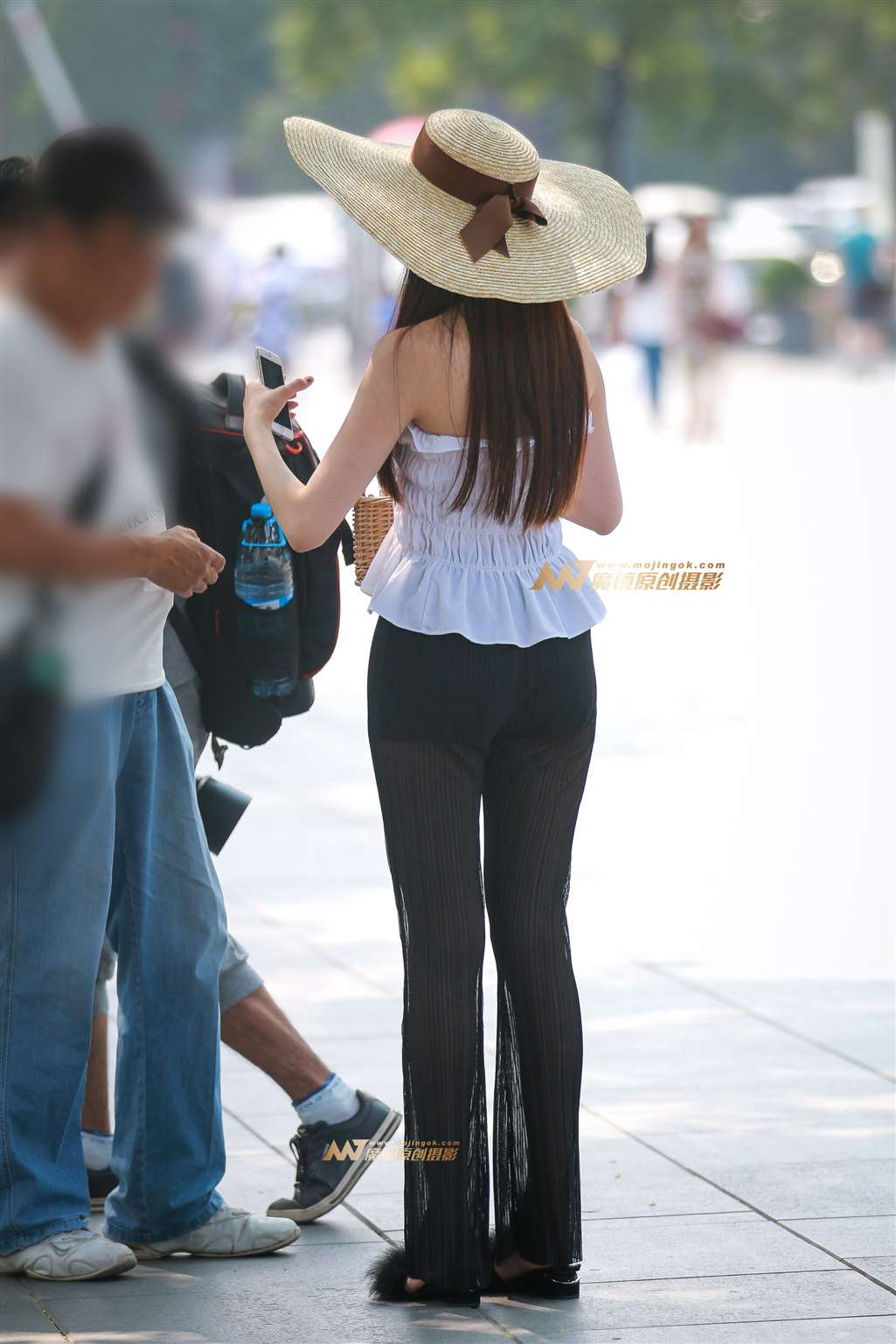 图片[3]-娇嫩美白的肌肤 优雅的气质 仙气十足-街拍流行馆