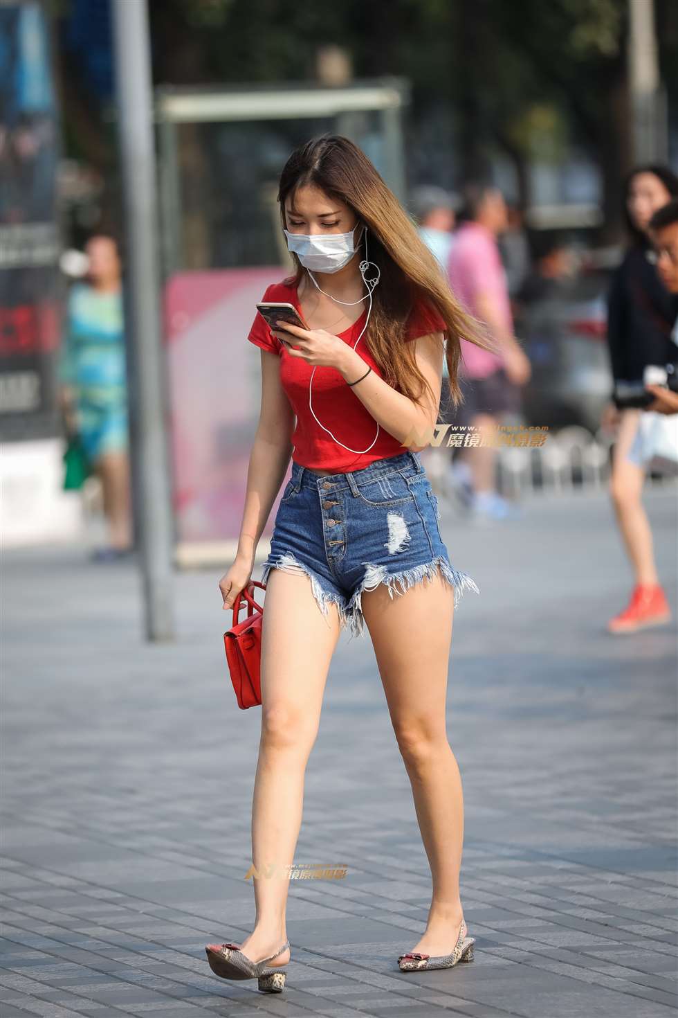 图片[4]-热裤美腿-街拍流行馆