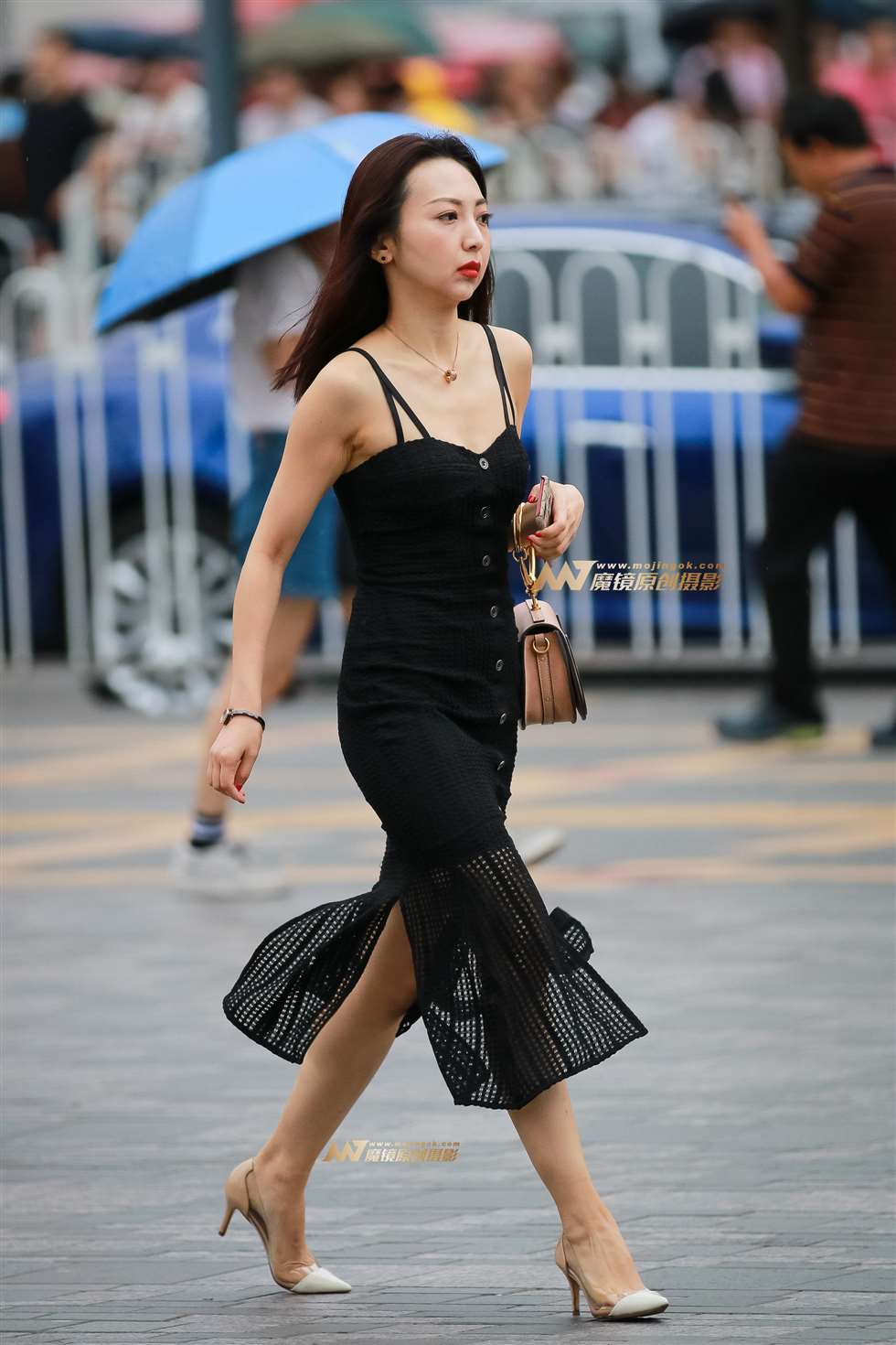 图片[3]-高颜值气质美女-街拍流行馆