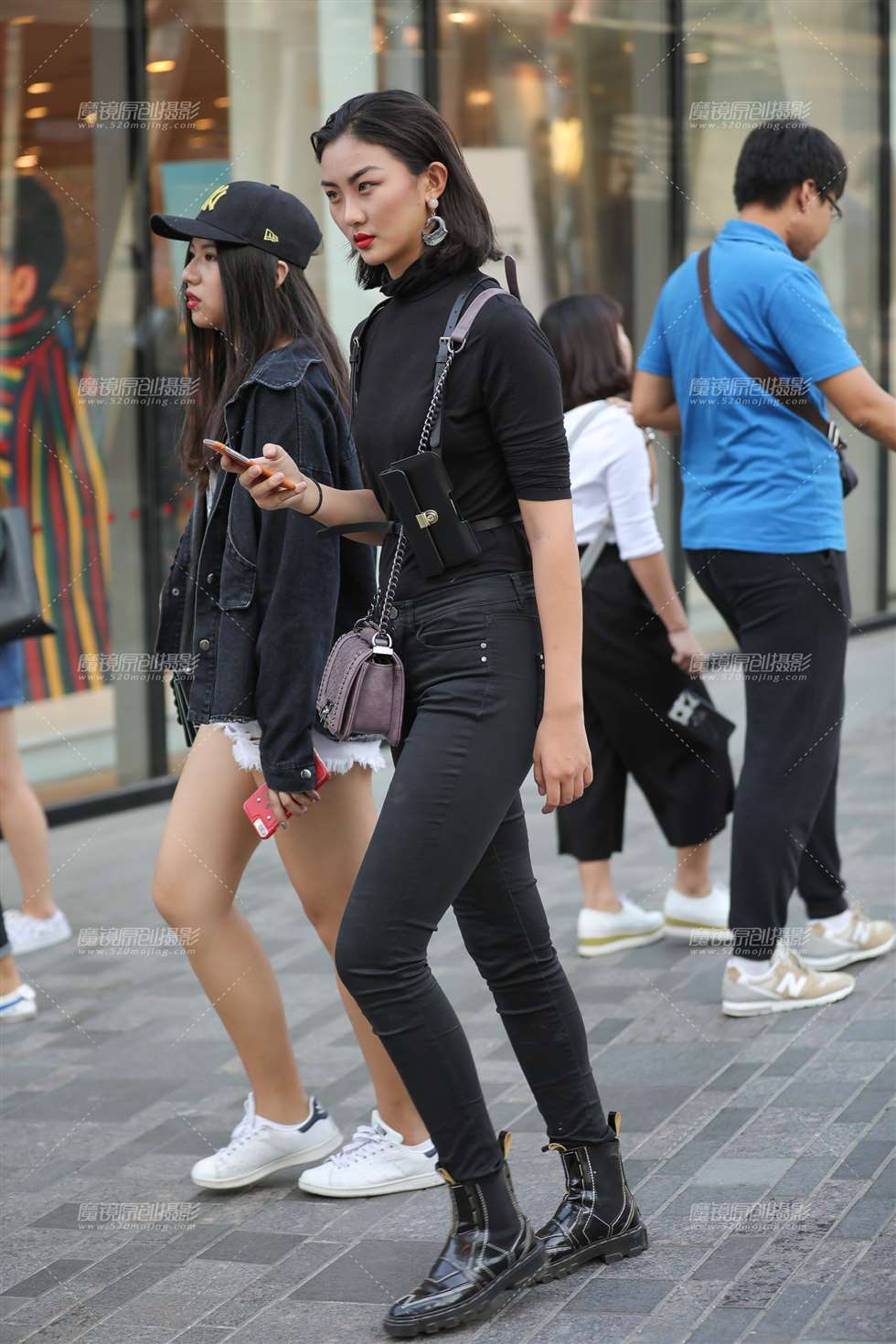 图片[5]-带点酷劲的紧牛妹纸-街拍流行馆