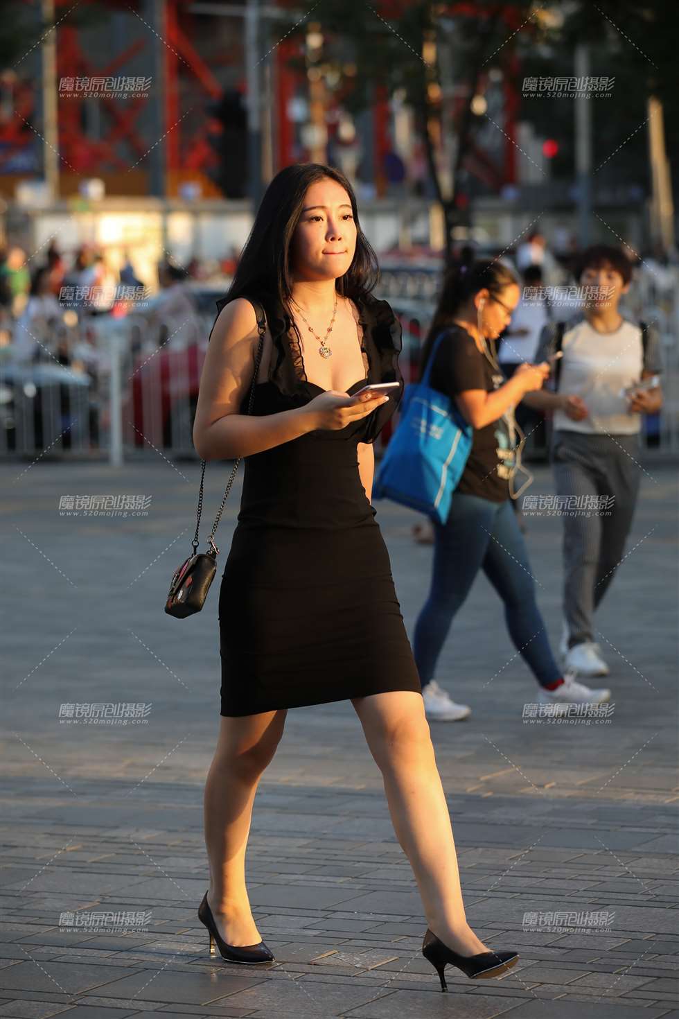 图片[3]-丰满性感曲线-街拍流行馆