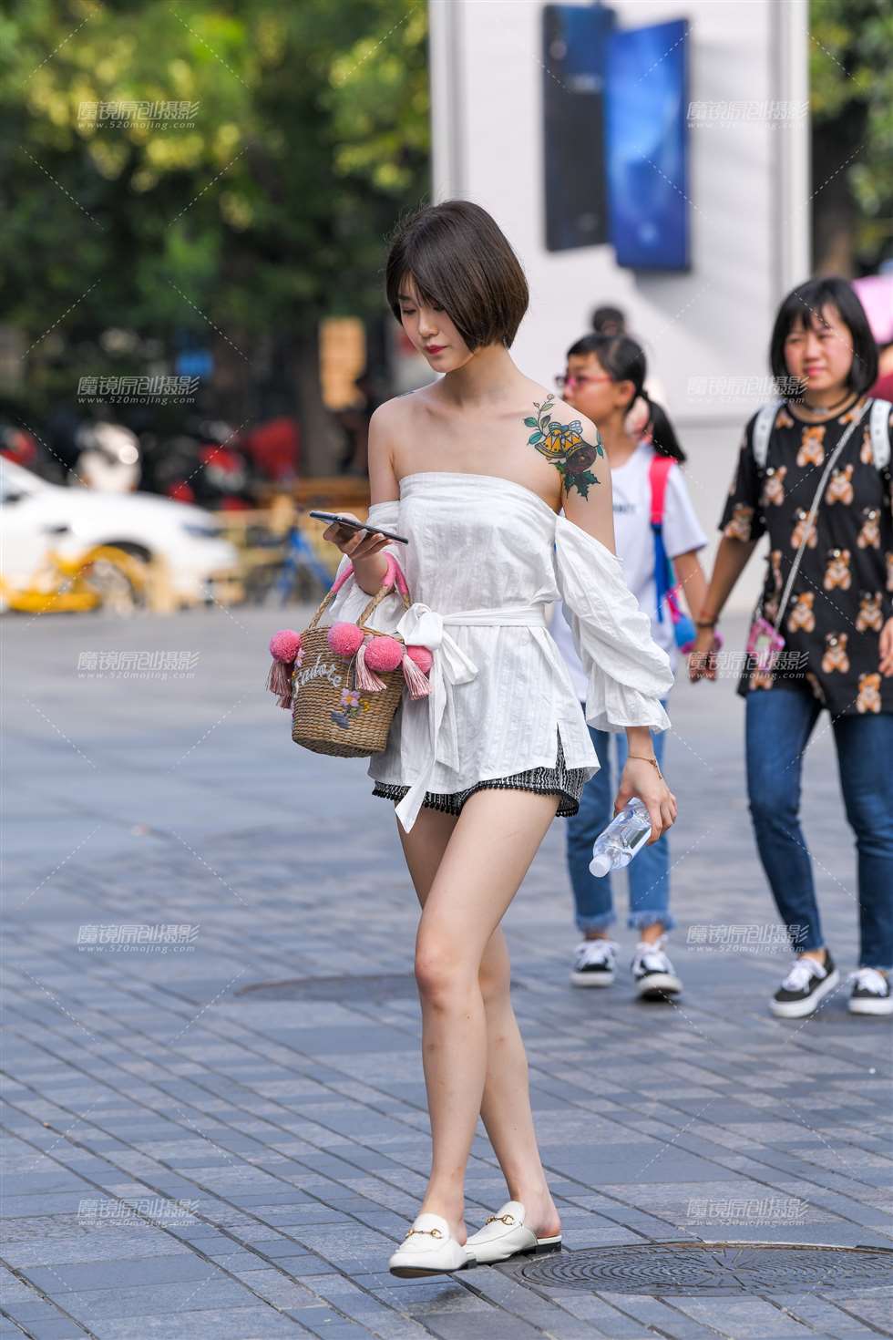 图片[5]-性感抹胸美女-街拍流行馆