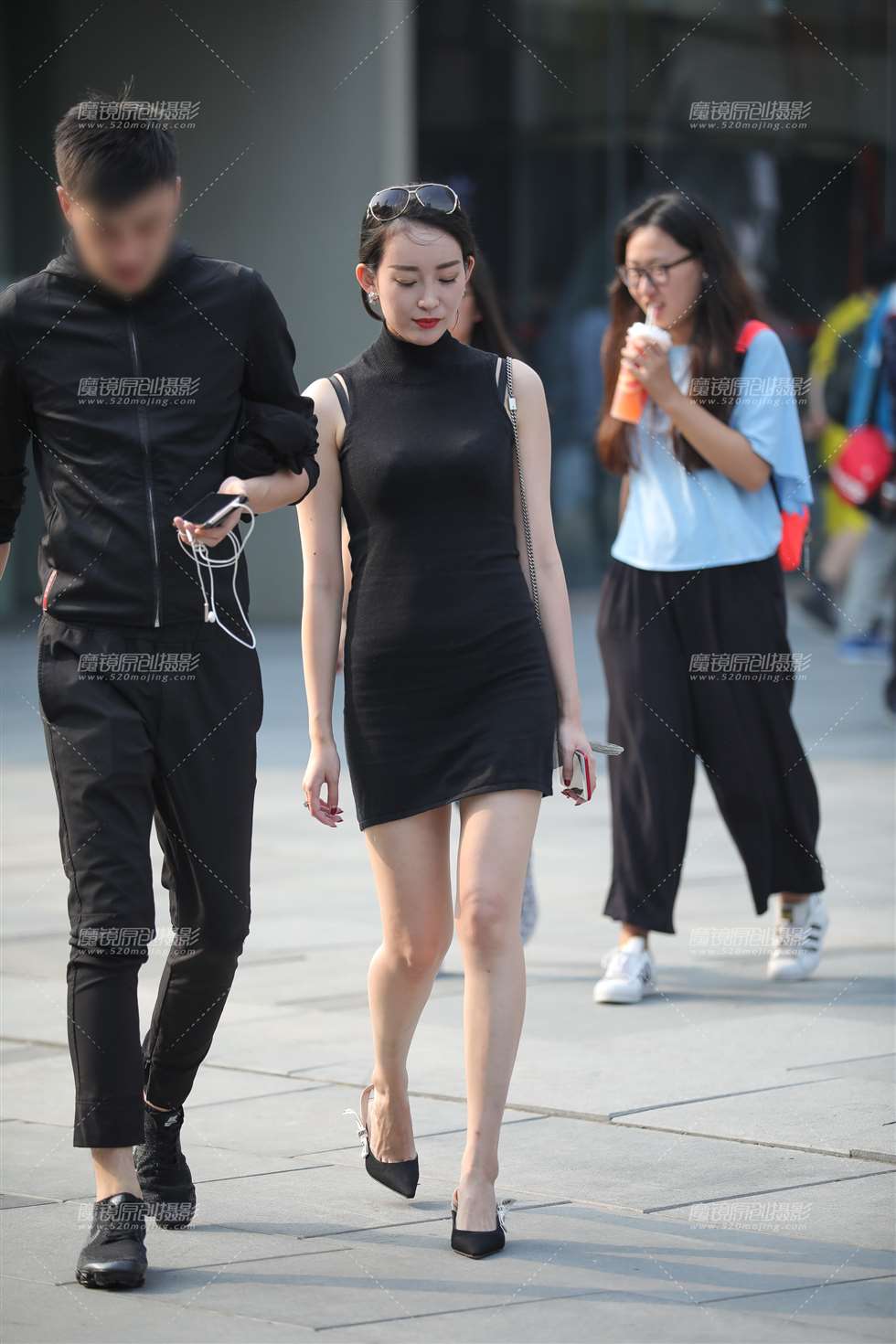 图片[1]-性感娇羞的美**-街拍流行馆