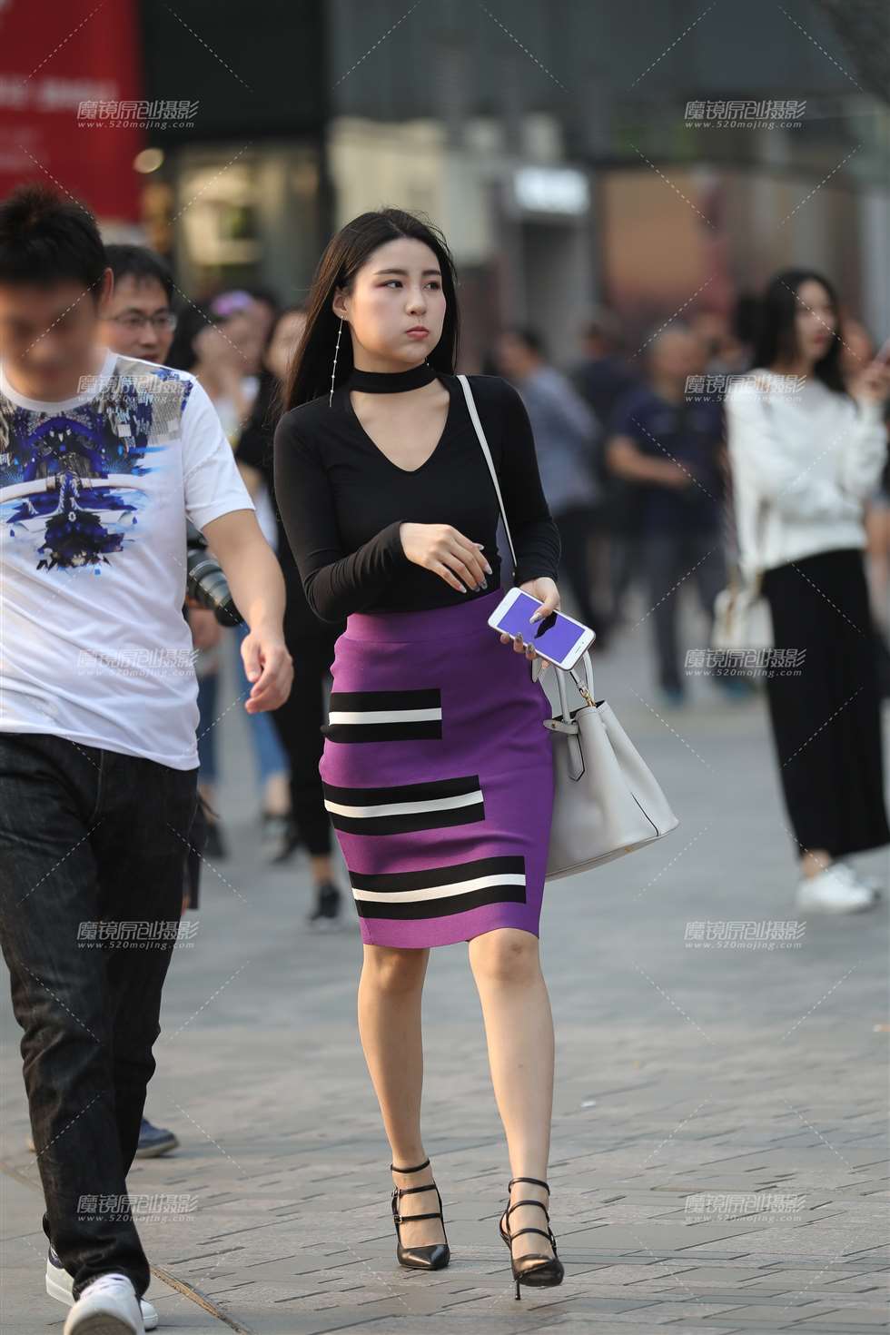图片[1]-楚楚动人的好身材美女-街拍流行馆