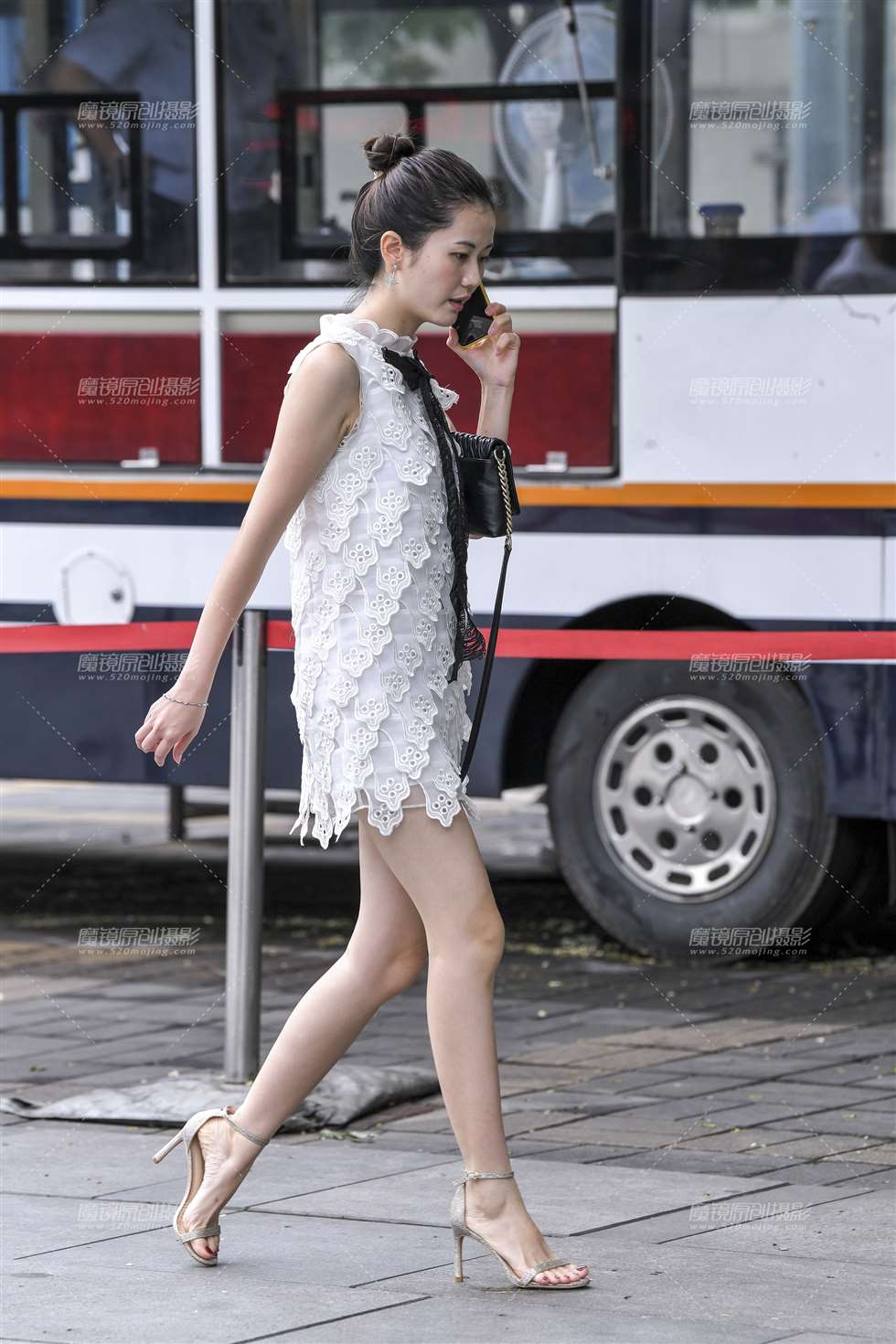 图片[4]-白裙高跟鞋美女-街拍流行馆