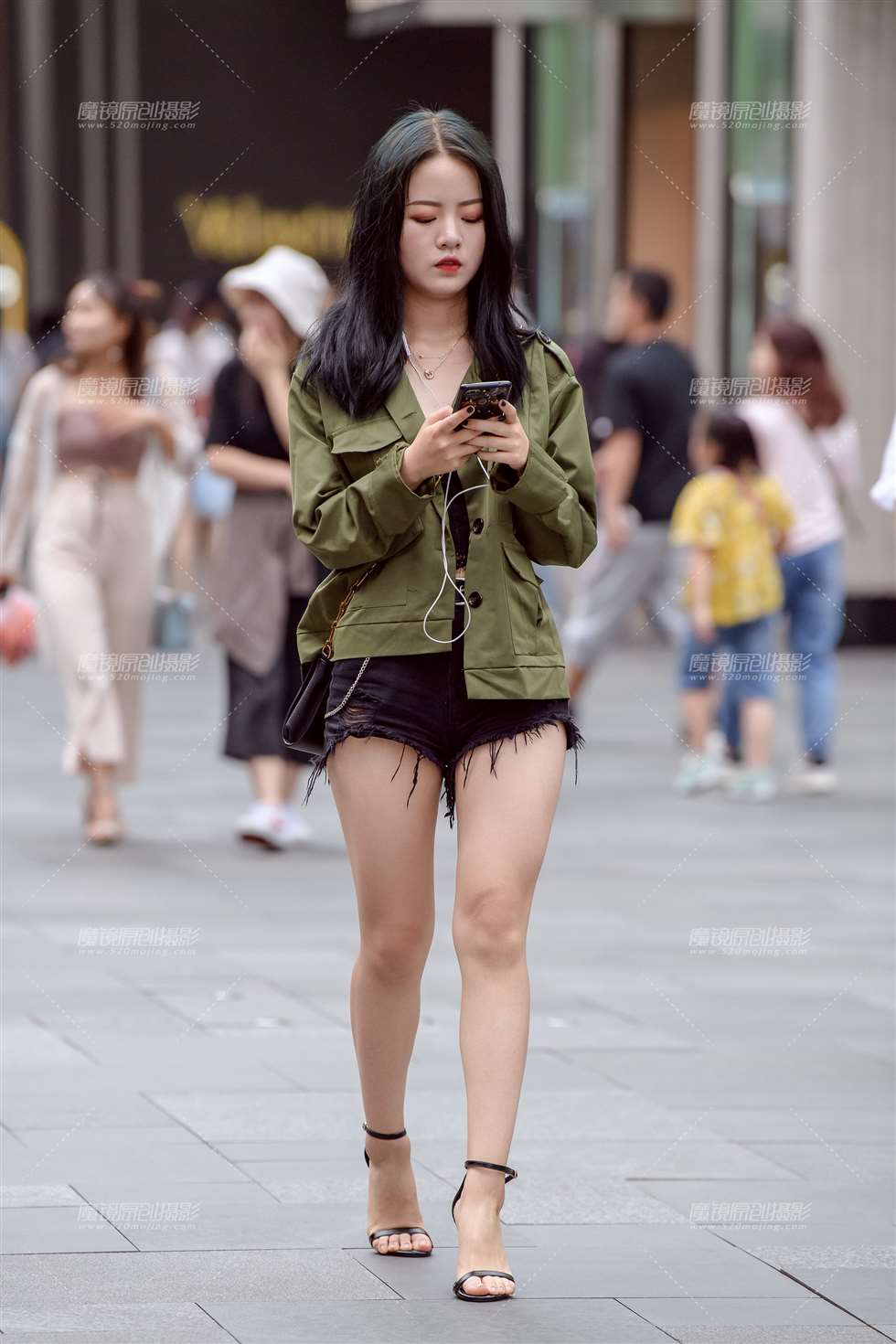 图片[3]-高跟凉鞋美腿-街拍流行馆