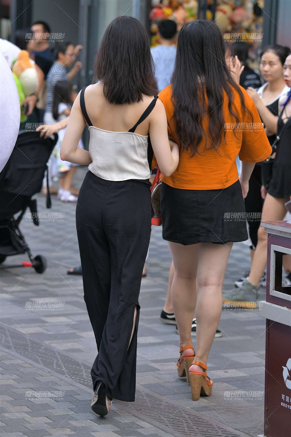 图片[3]-逛街性感美女-街拍流行馆