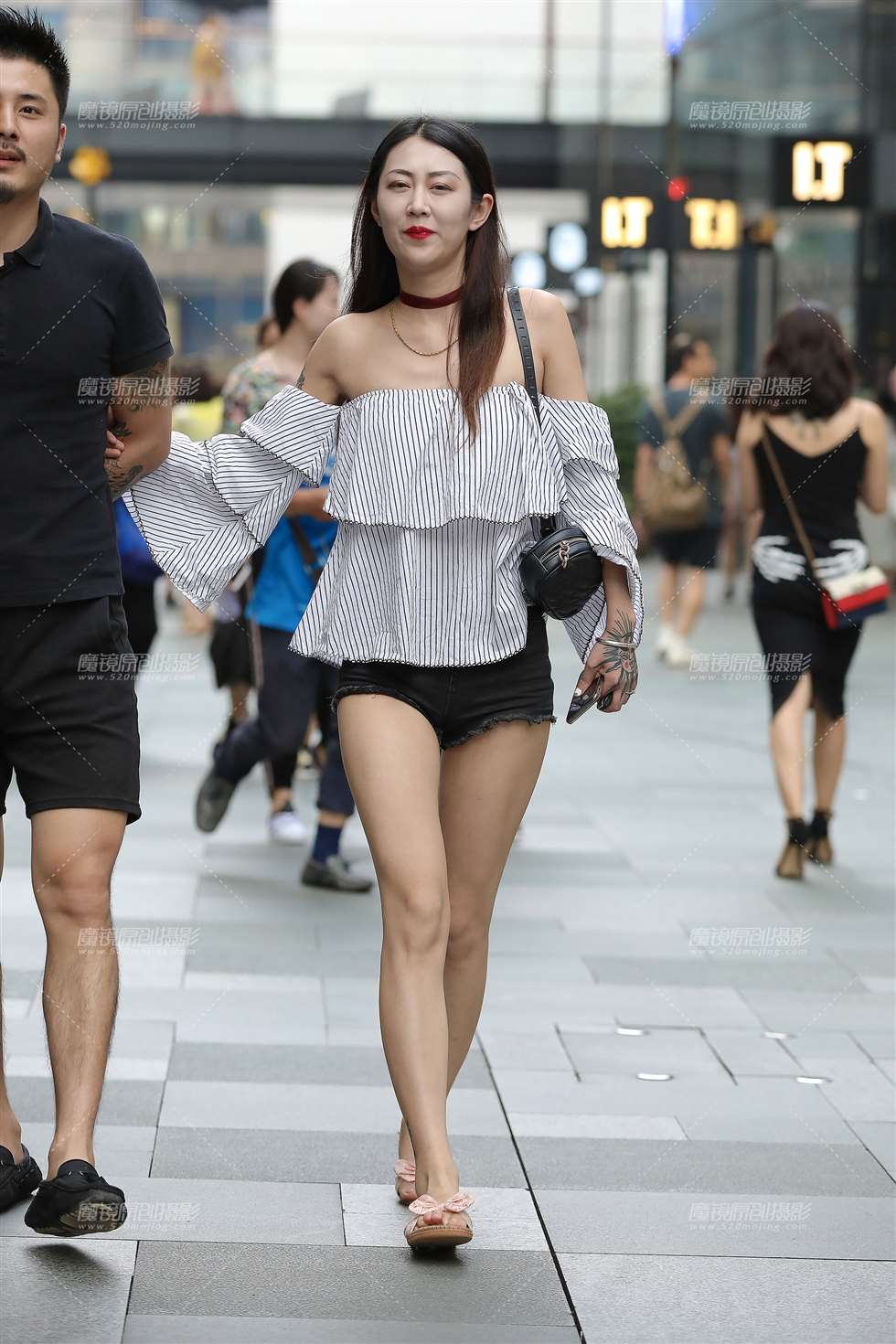 图片[4]-热裤，美腿女朋友-街拍流行馆