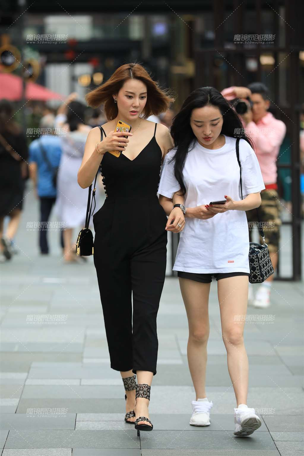图片[3]-干练熟女-街拍流行馆