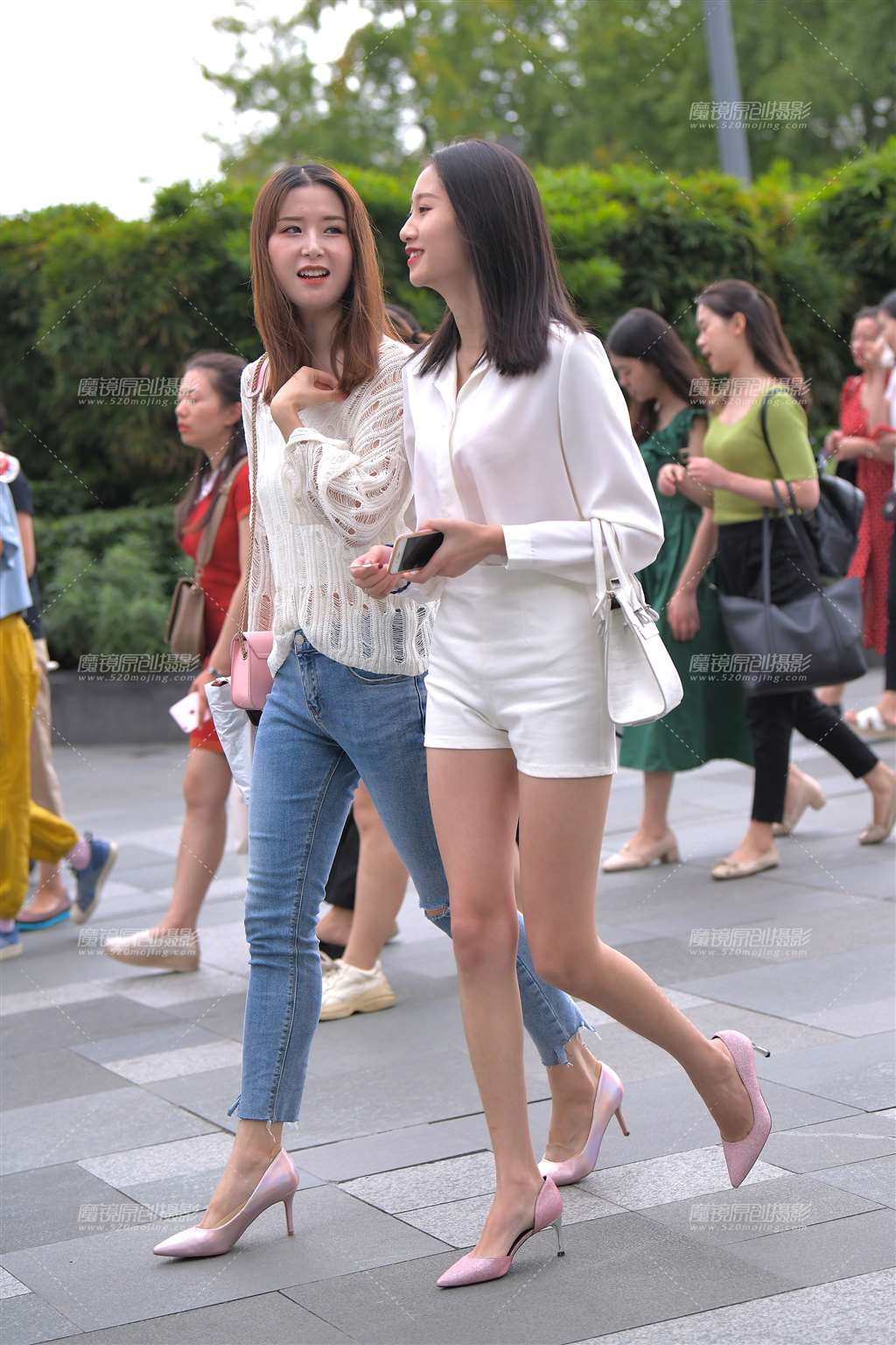 图片[5]-性感长腿小姐姐-街拍流行馆